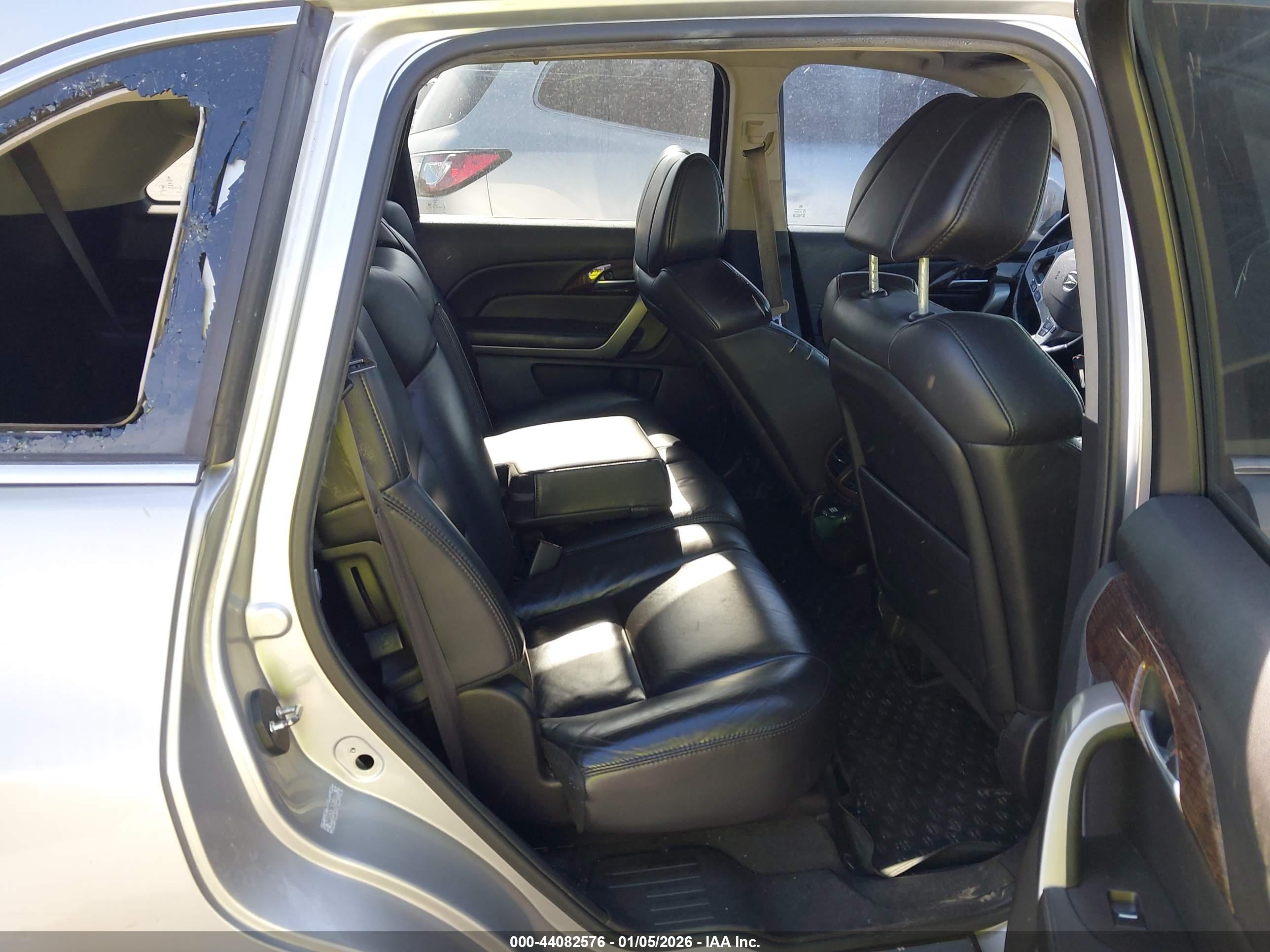 ACURA MDX image 8