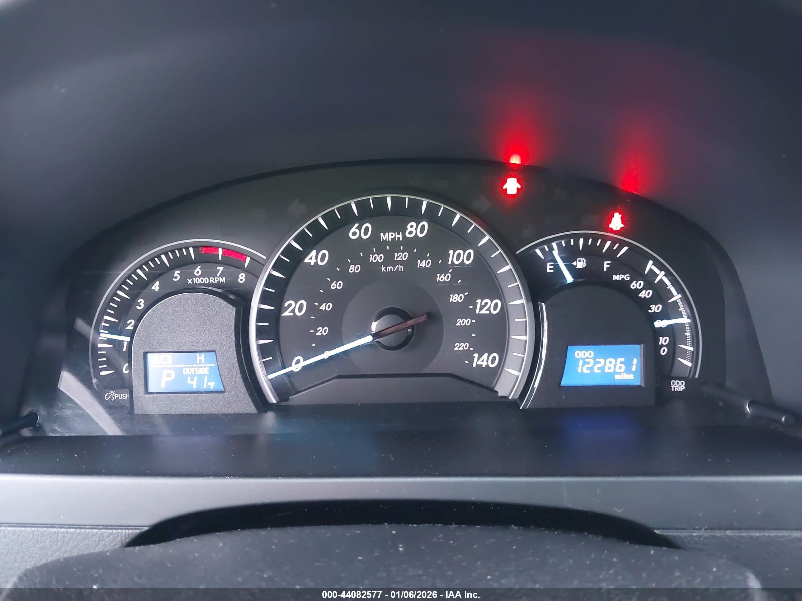 TOYOTA CAMRY image 7