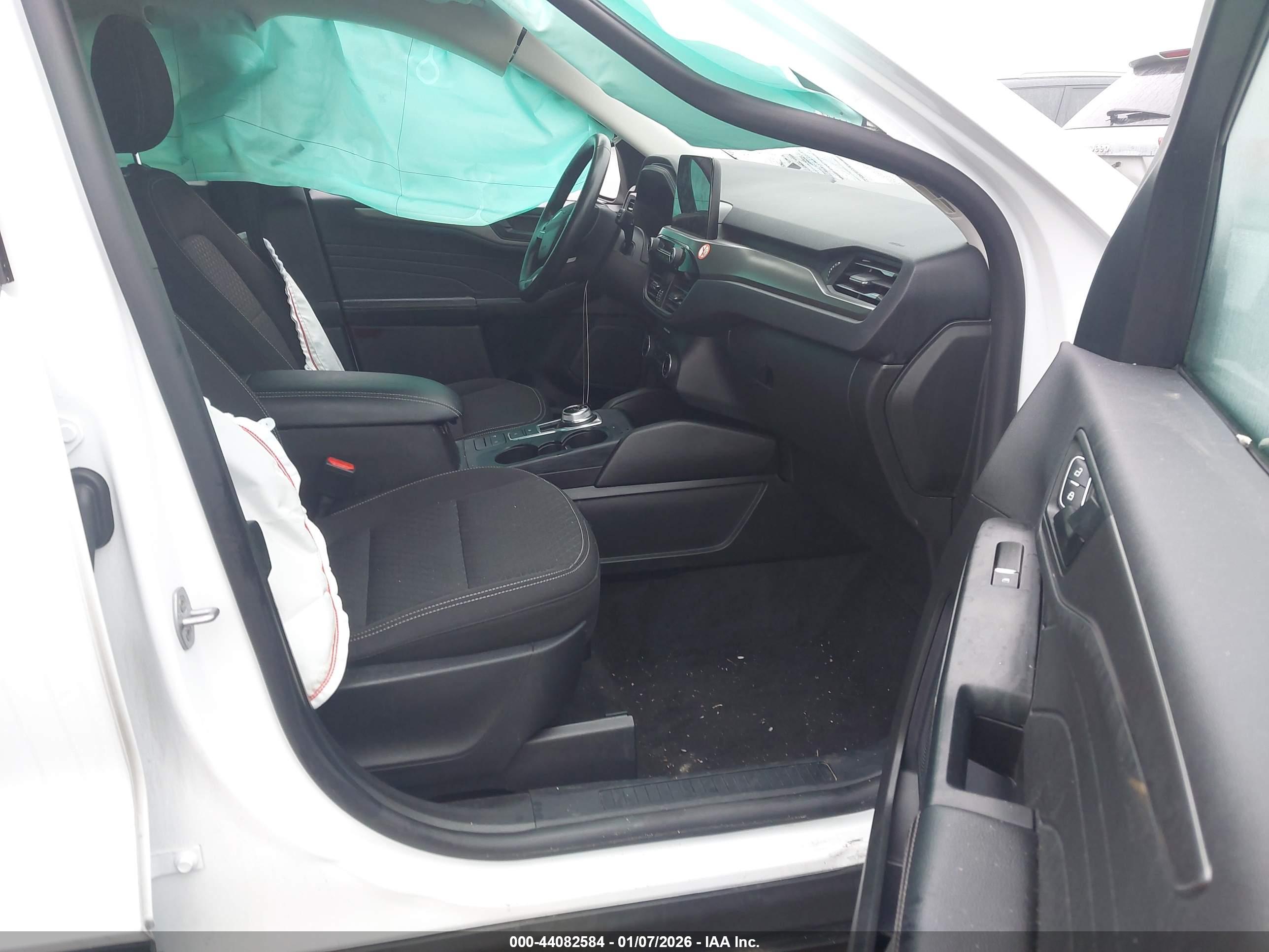FORD ESCAPE image 5