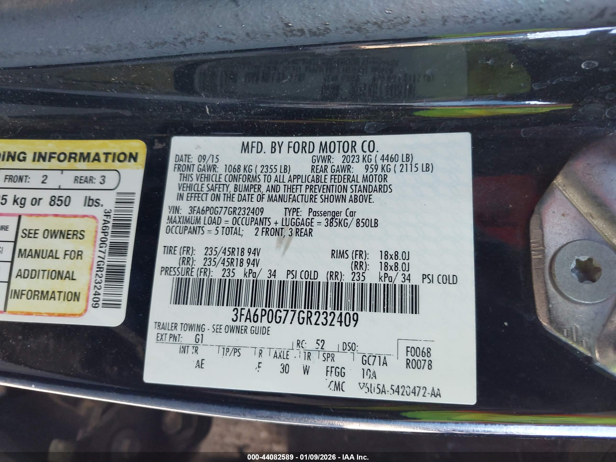 FORD FUSION image 9