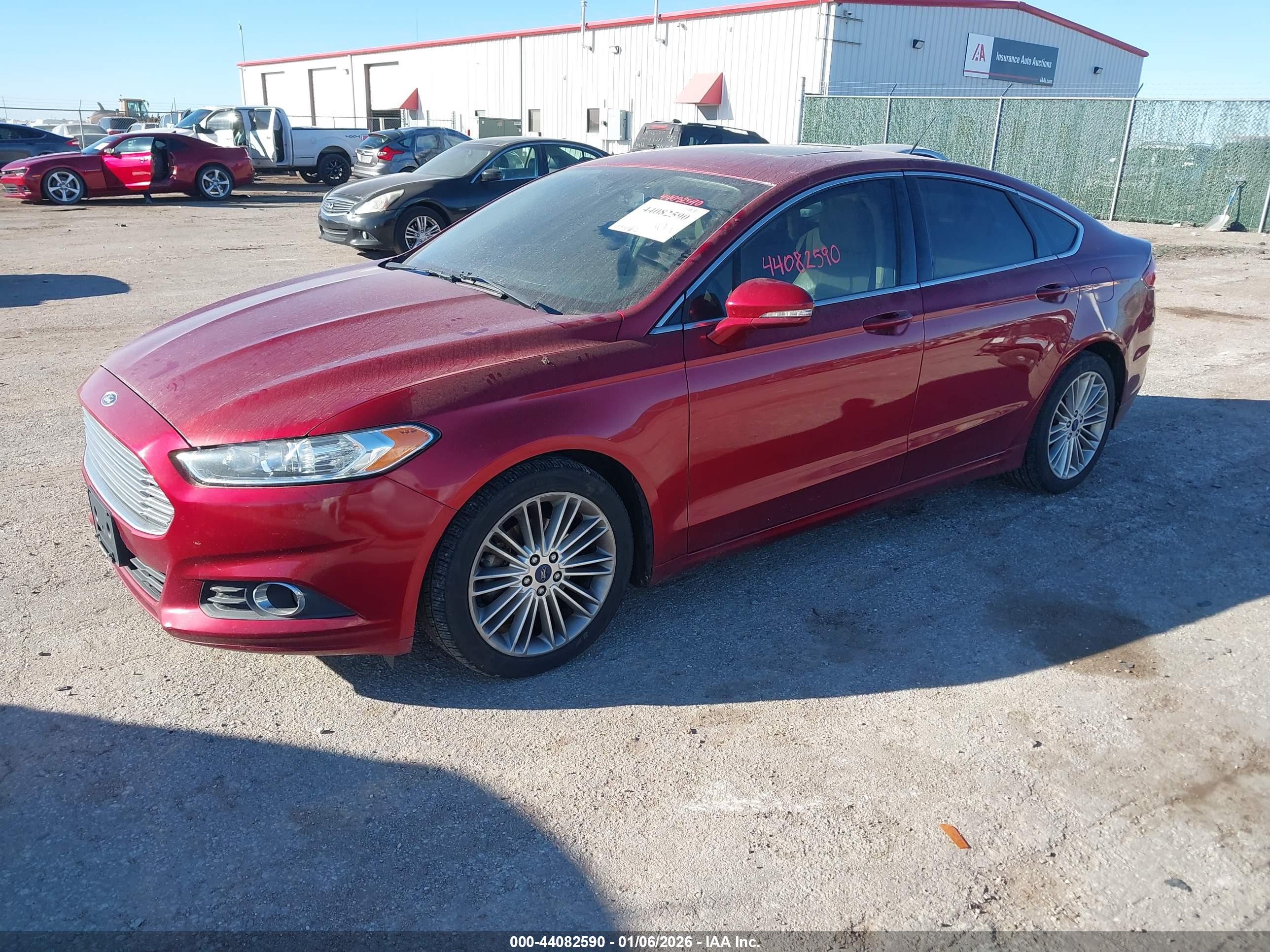 FORD FUSION image 2