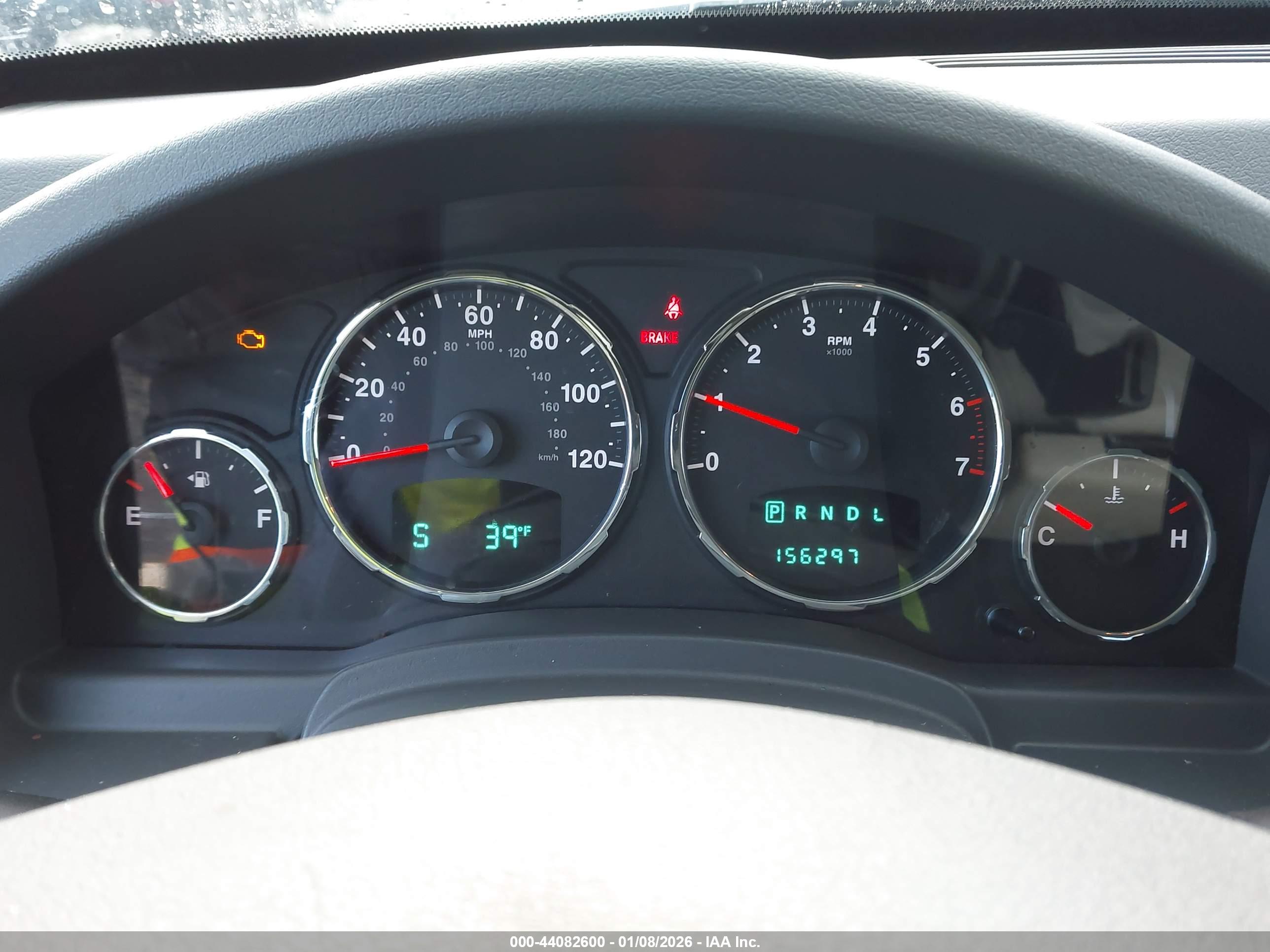 JEEP LIBERTY image 7