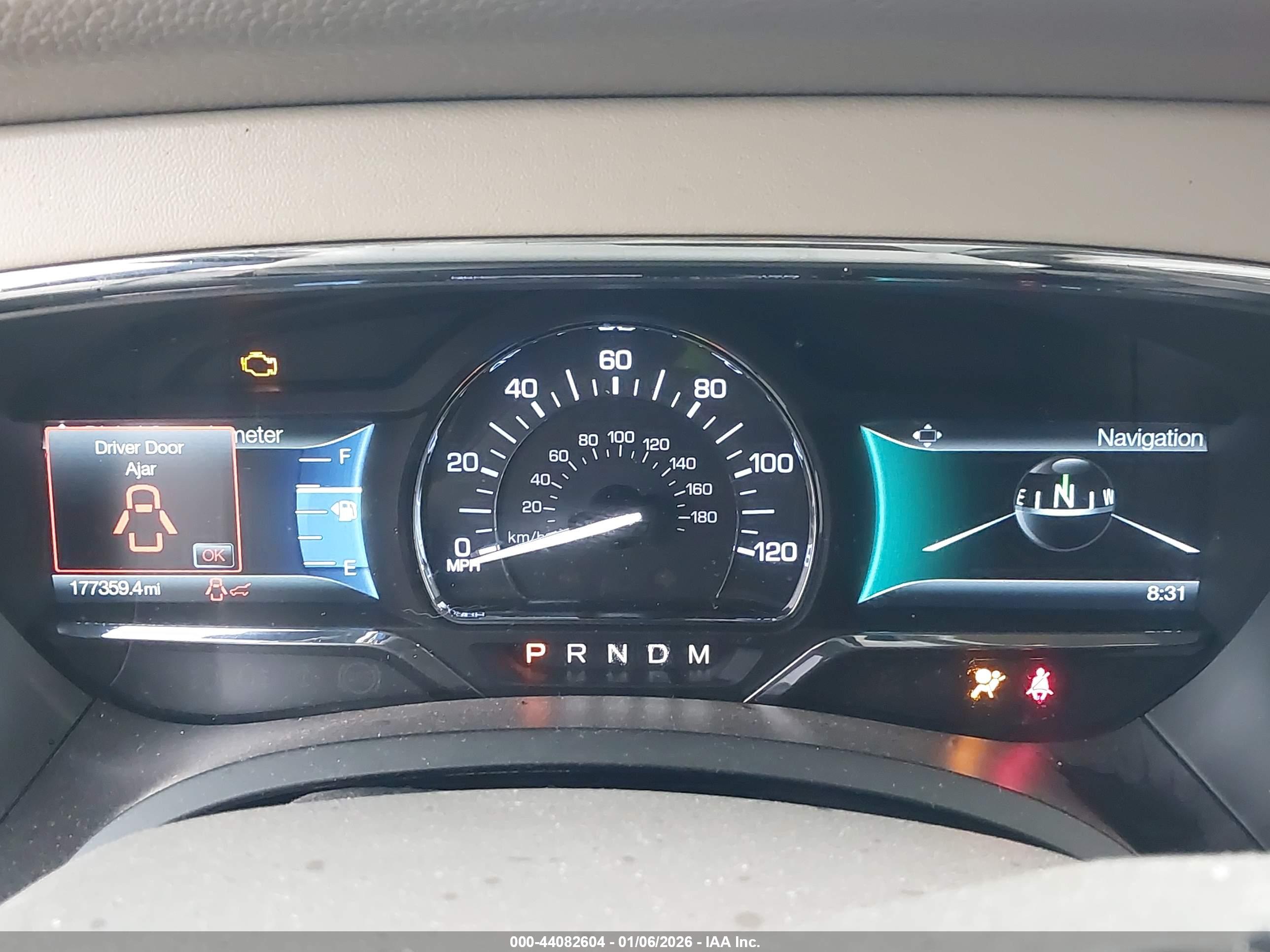 LINCOLN NAVIGATOR image 7