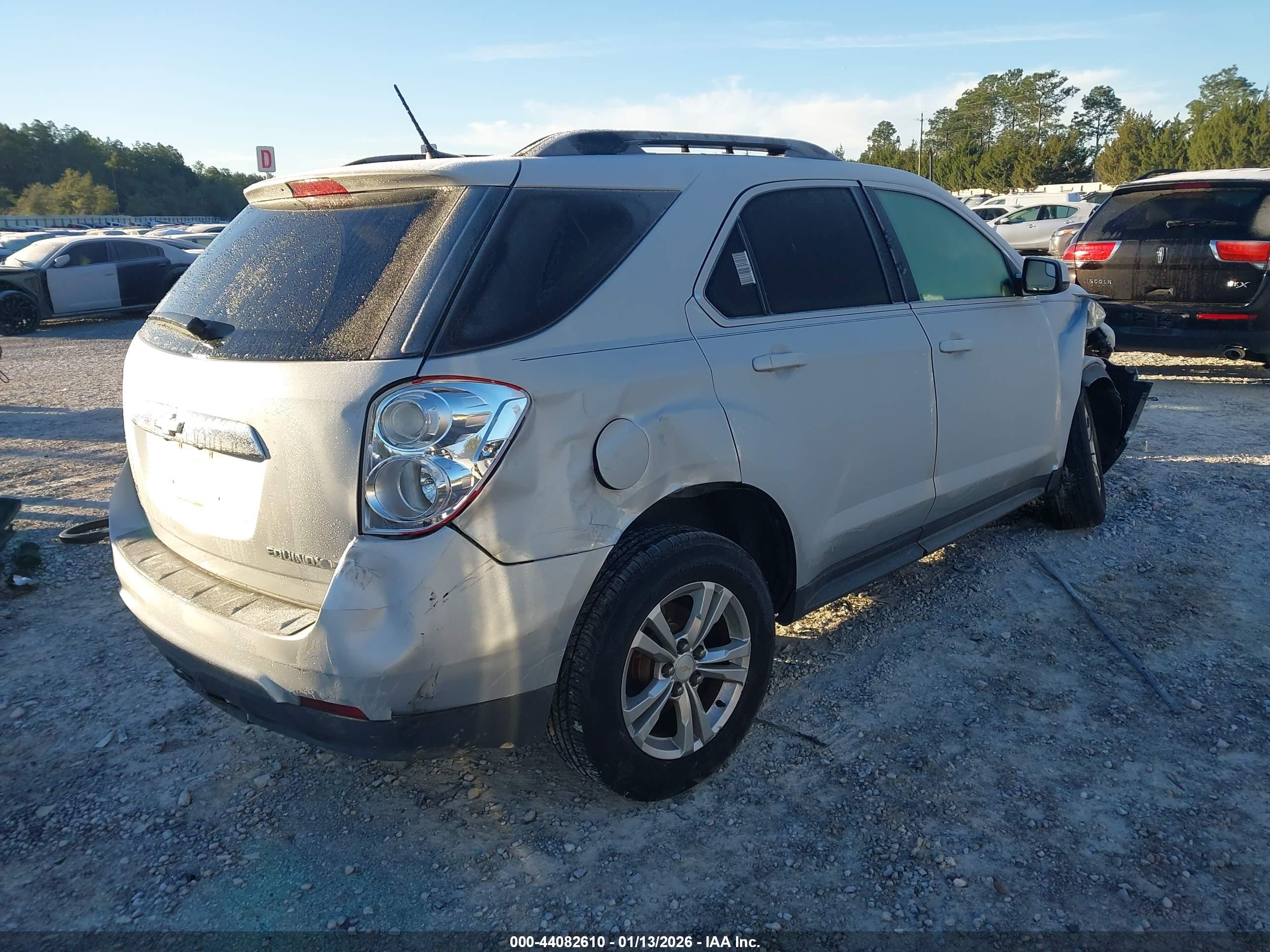 CHEVROLET EQUINOX image 4