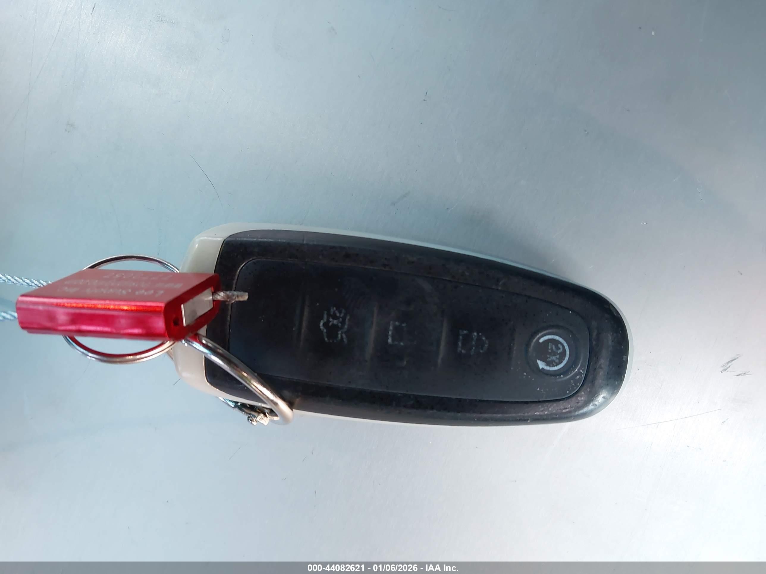 FORD EXPLORER image 11