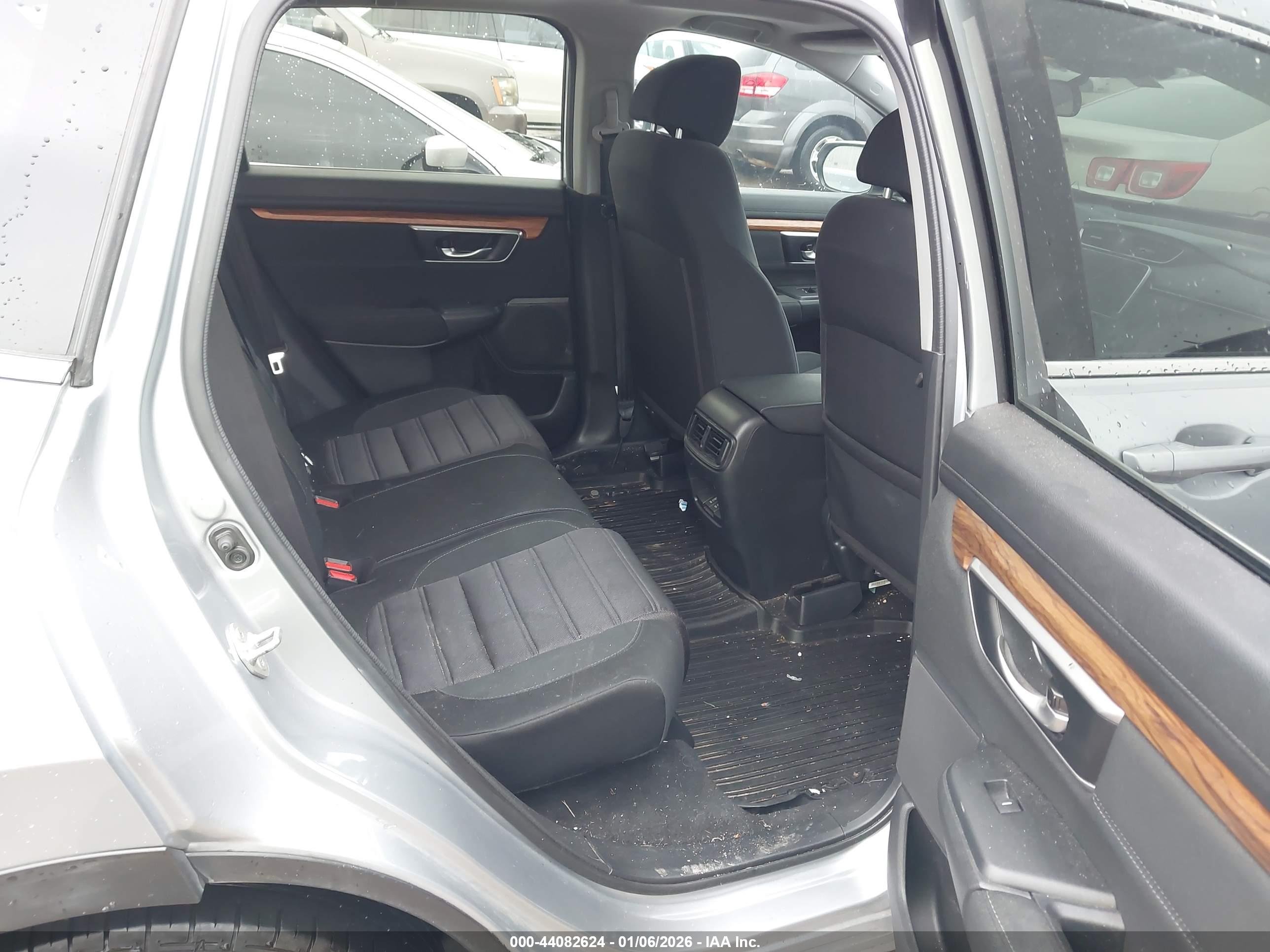 HONDA CR-V image 8
