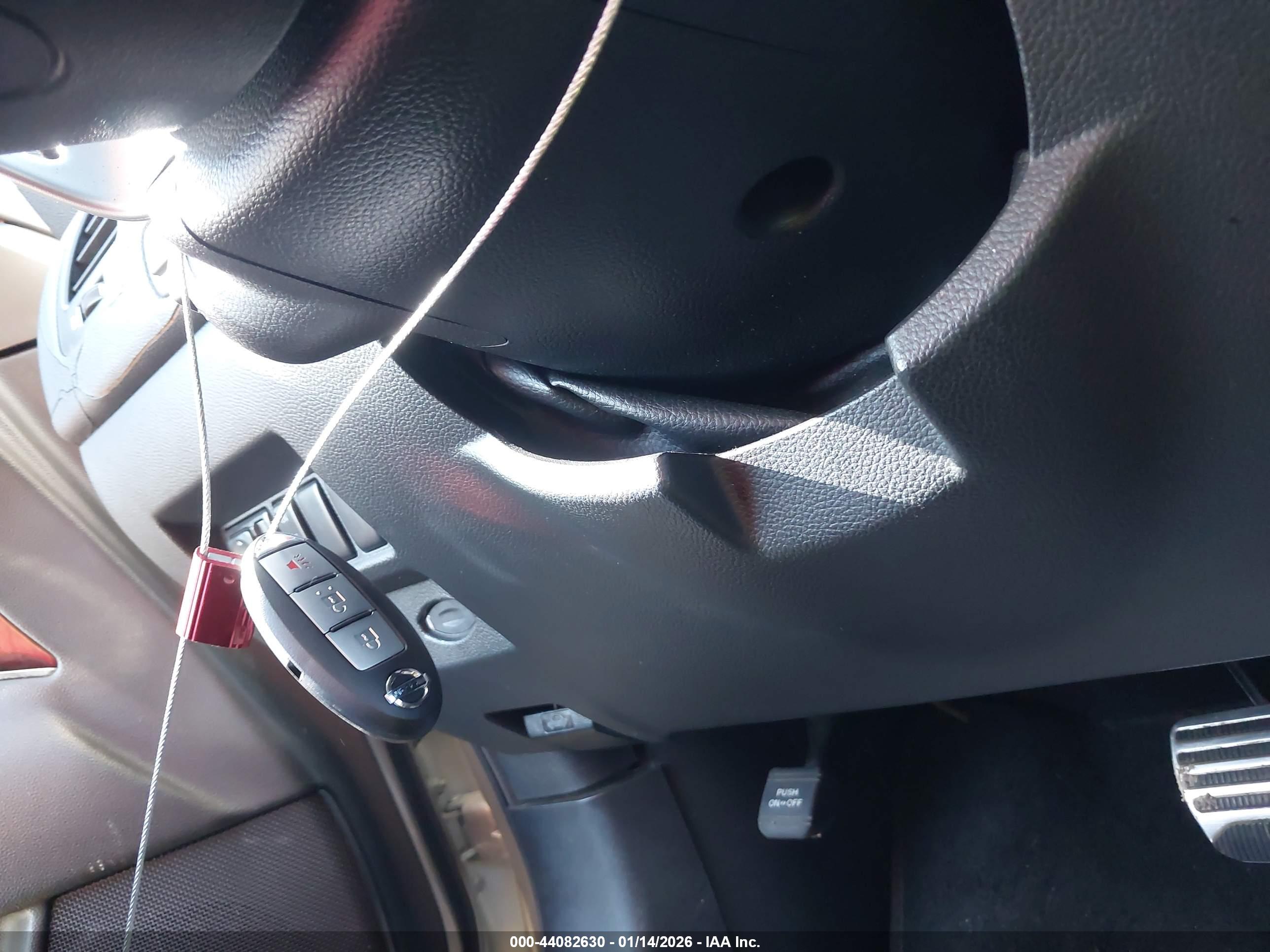 INFINITI FX35 image 11