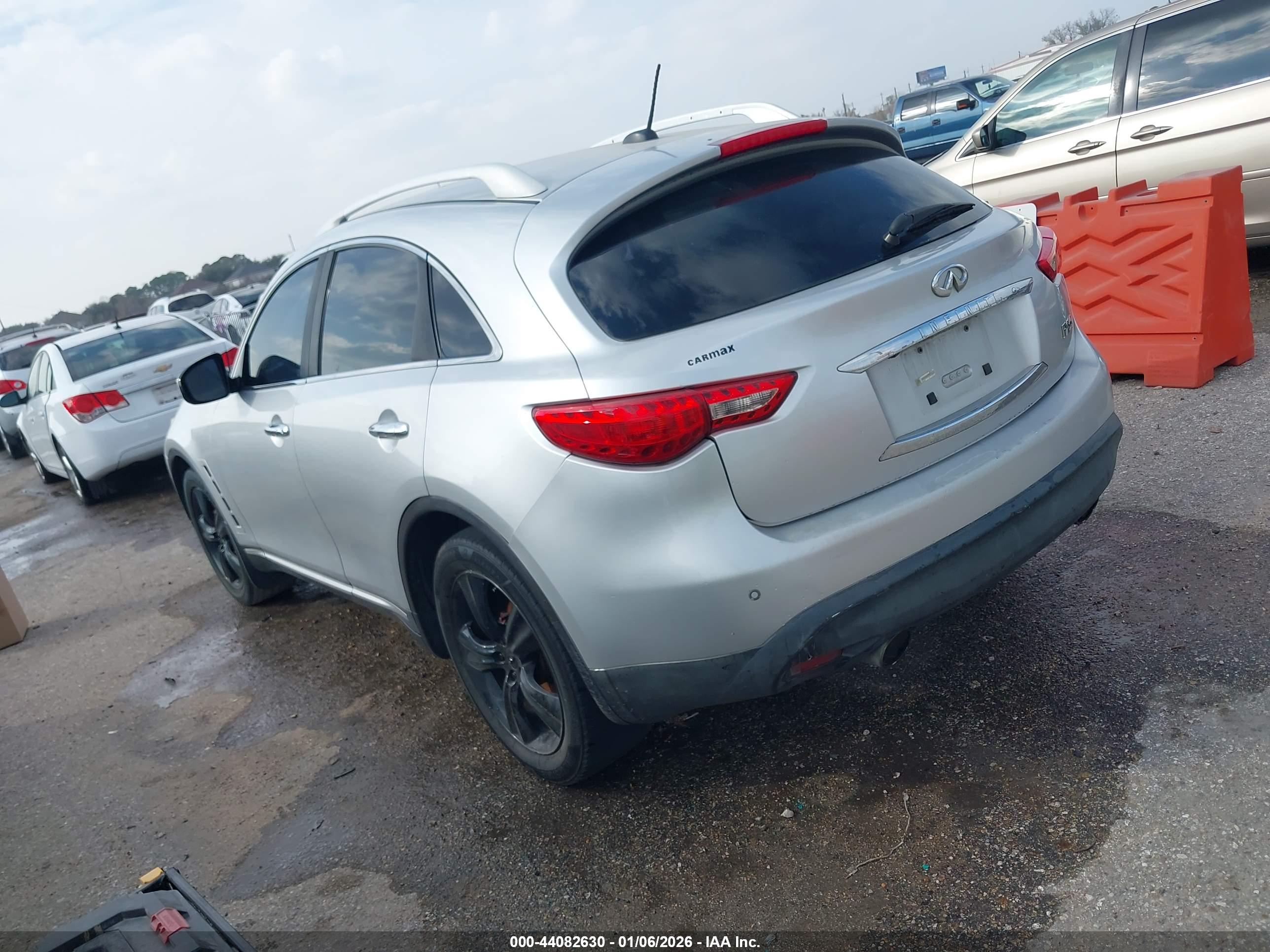 INFINITI FX35 image 3