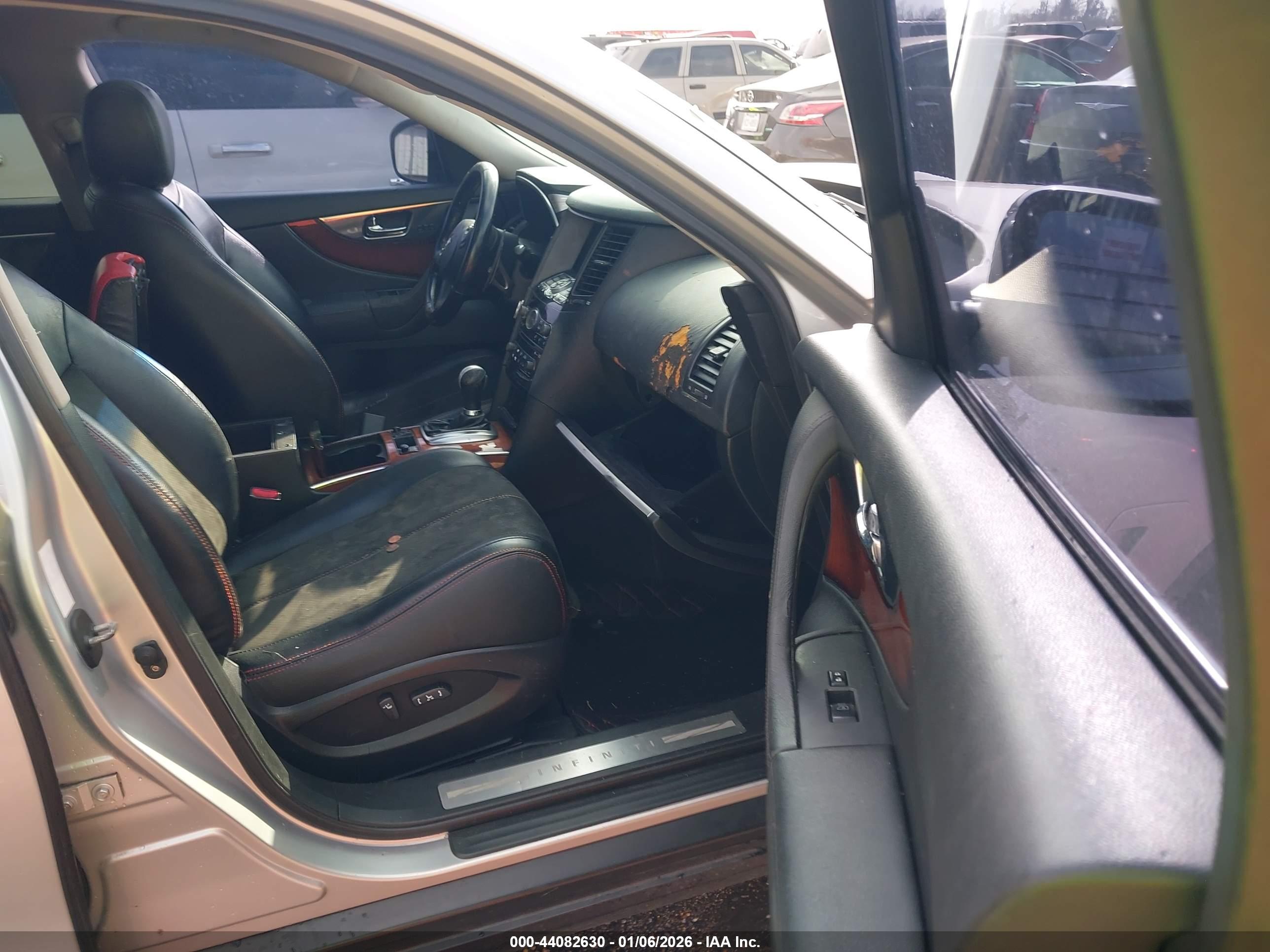 INFINITI FX35 image 5