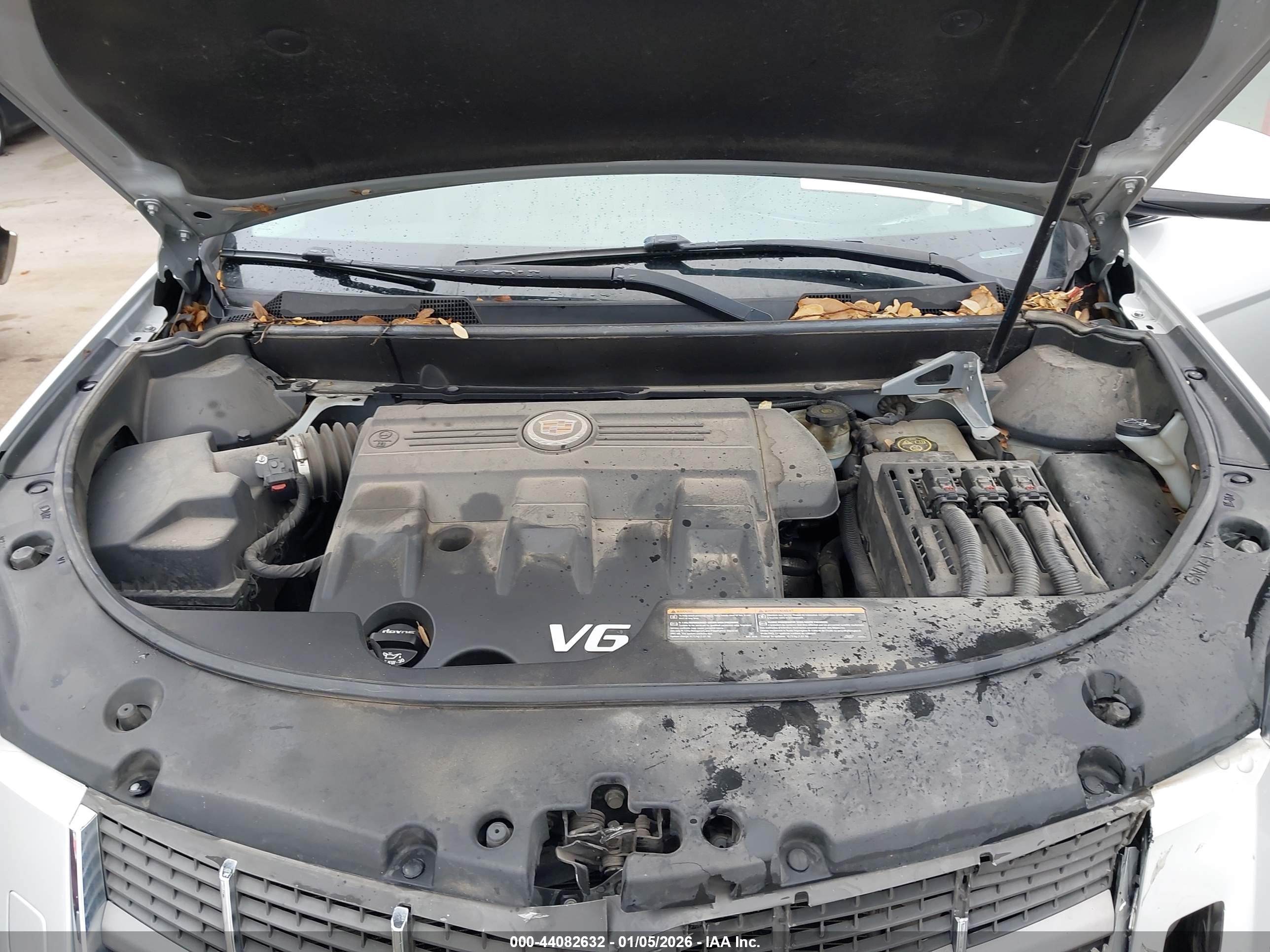 CADILLAC SRX image 10
