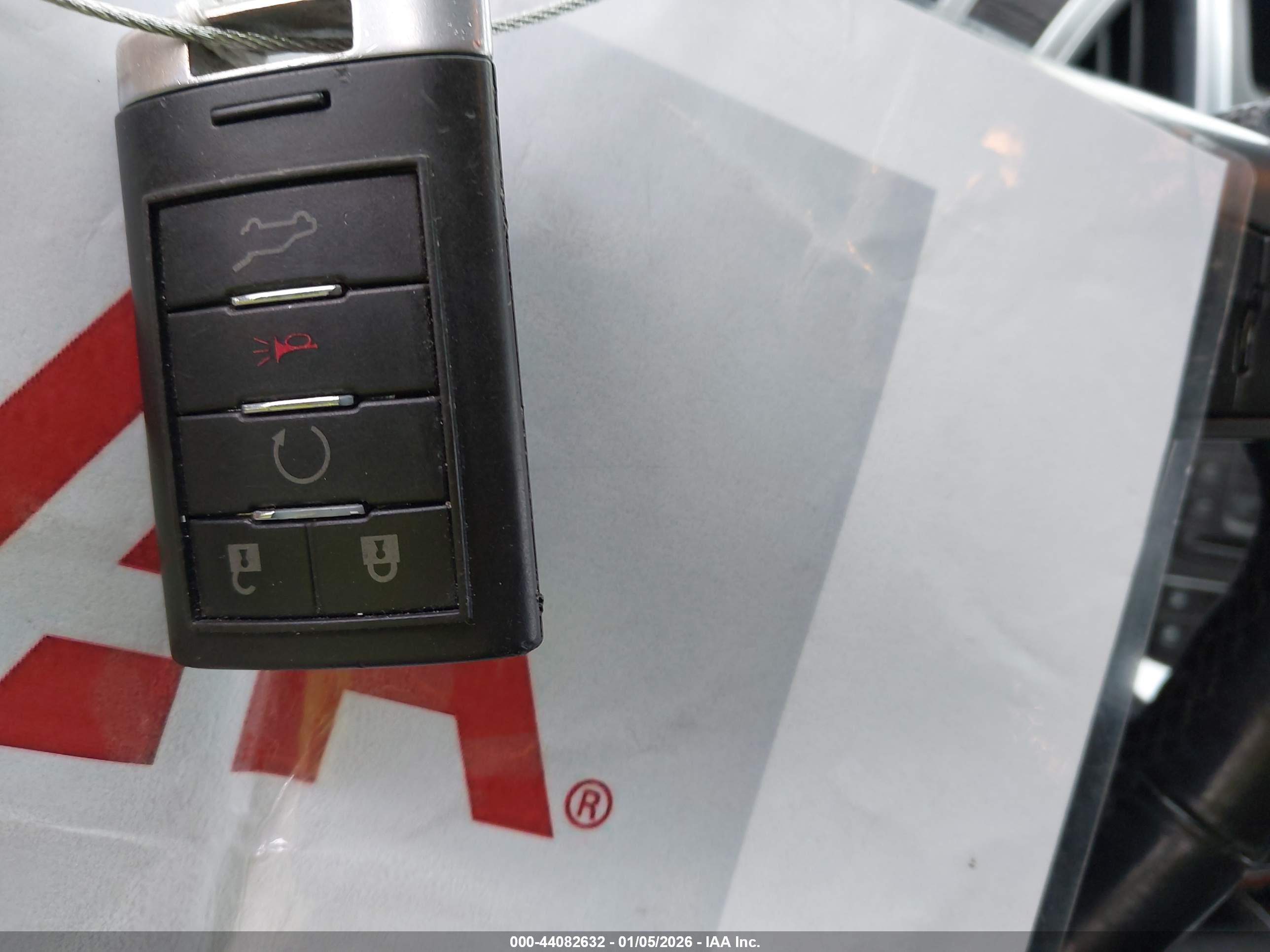 CADILLAC SRX image 11