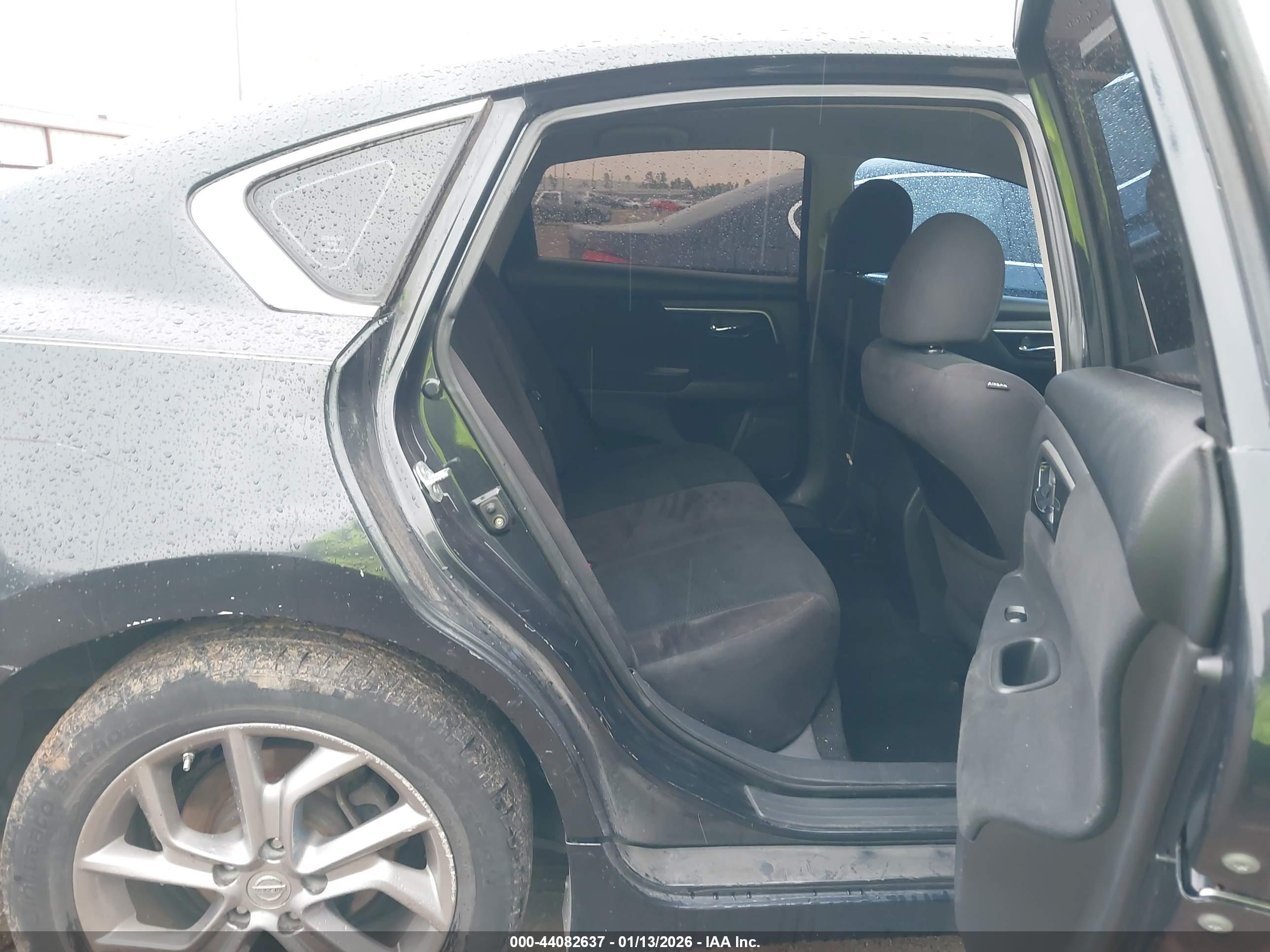 NISSAN ALTIMA image 8