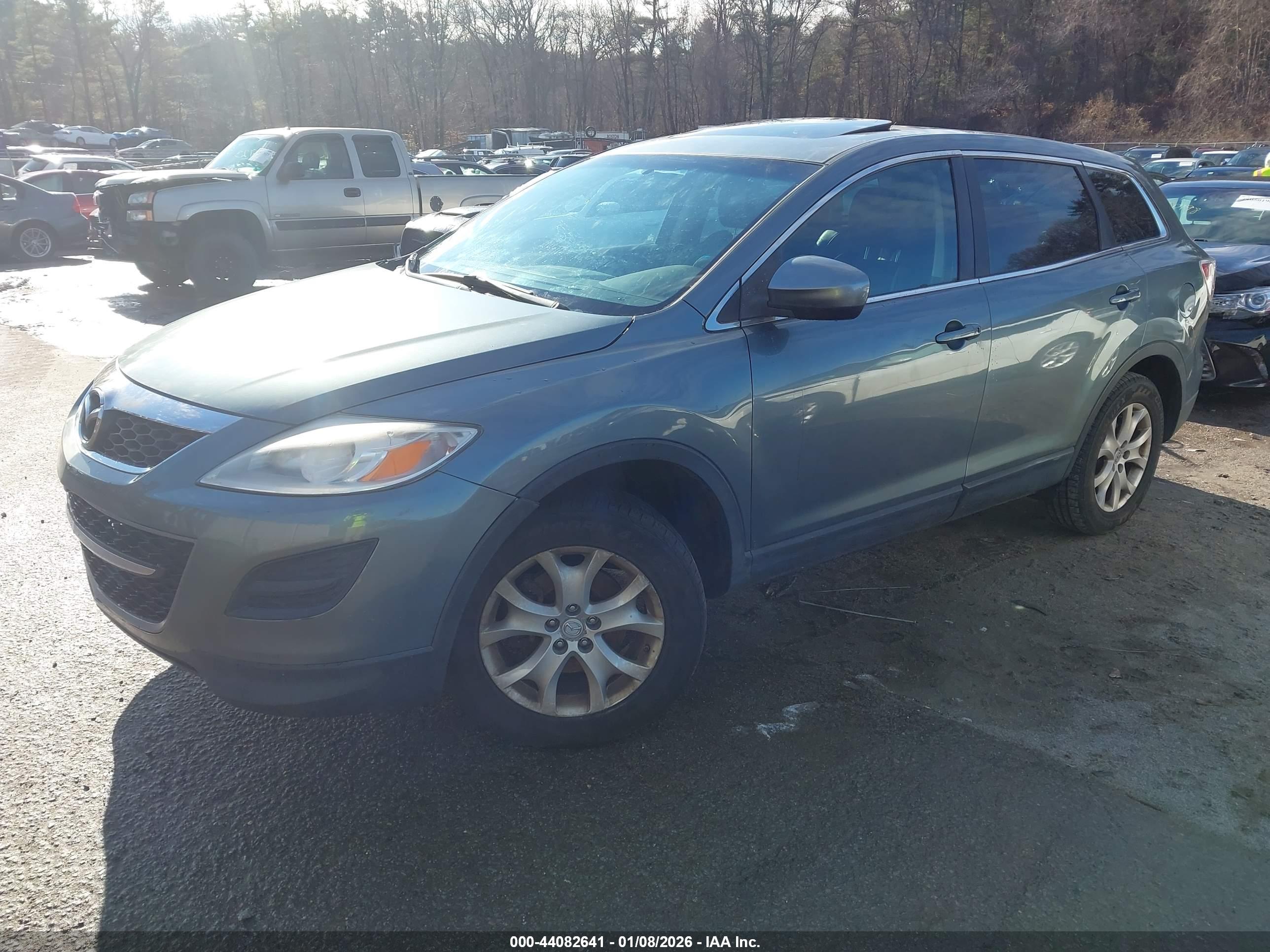 MAZDA CX-9 image 2