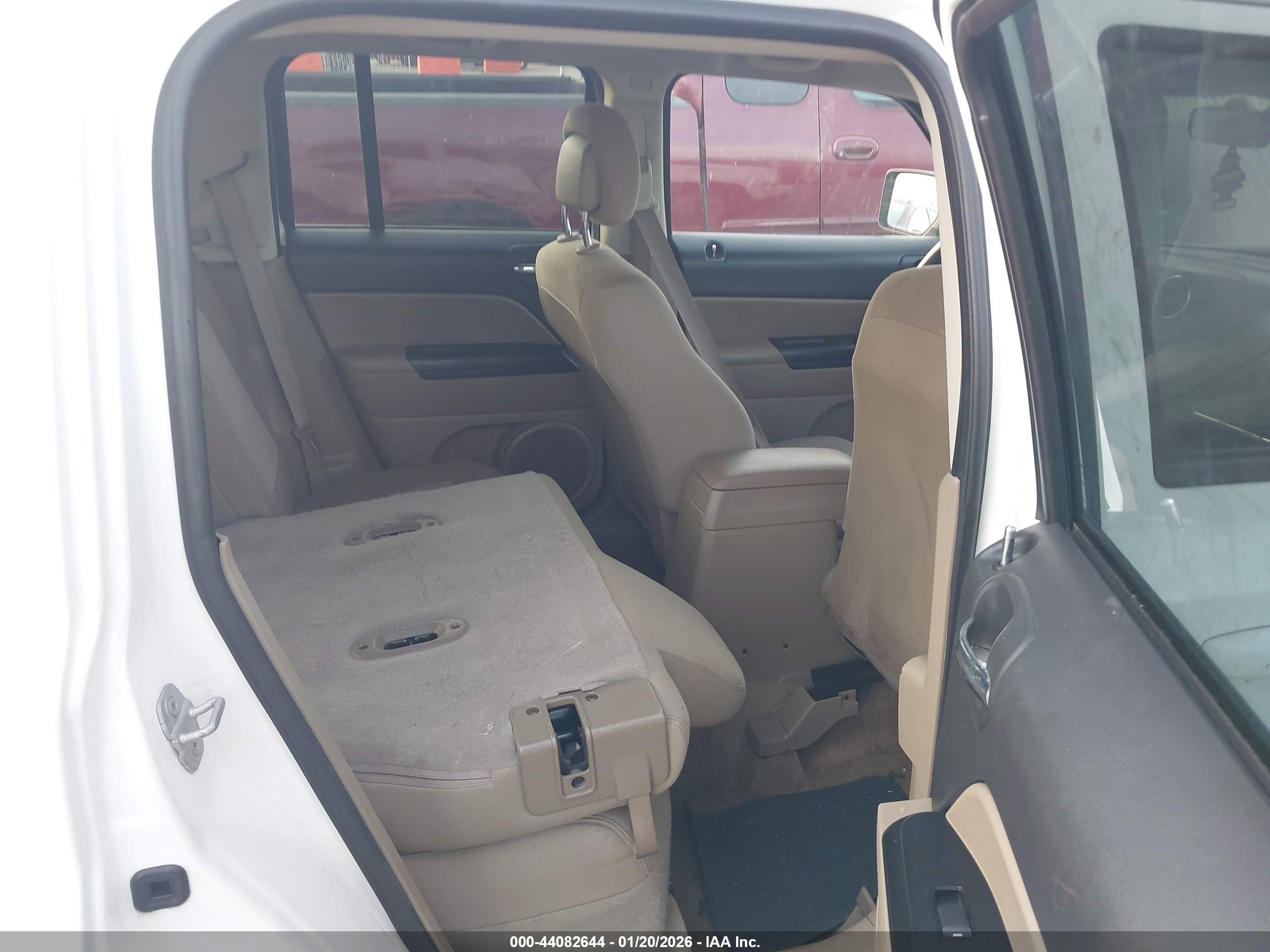JEEP PATRIOT image 8