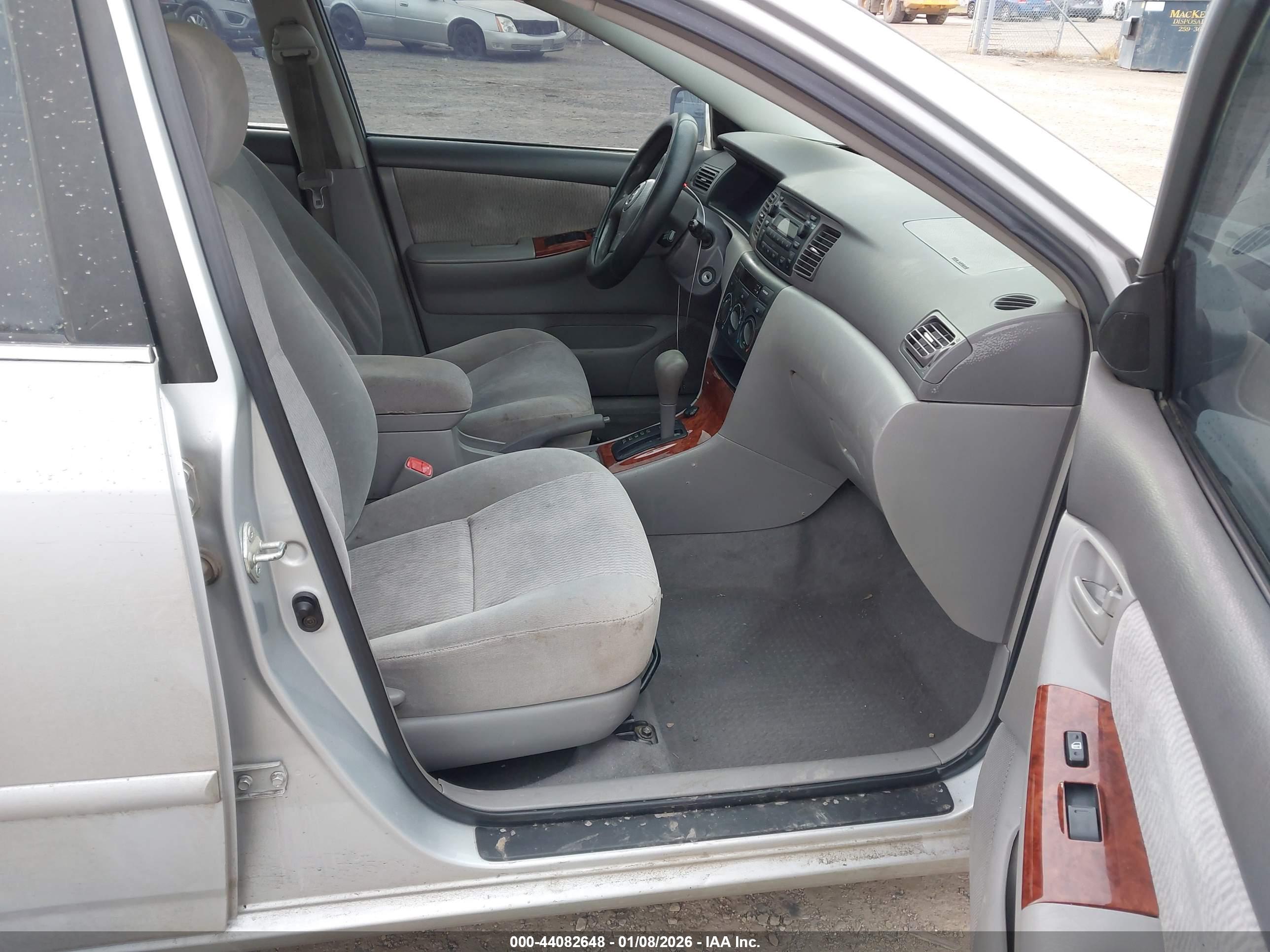 TOYOTA COROLLA image 5