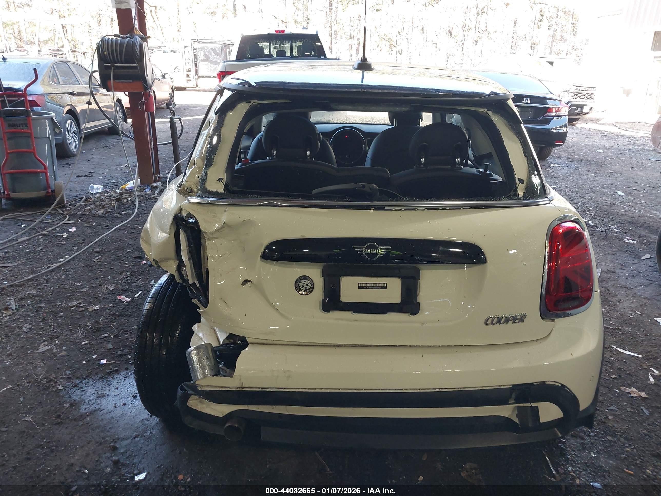 MINI HARDTOP image 6