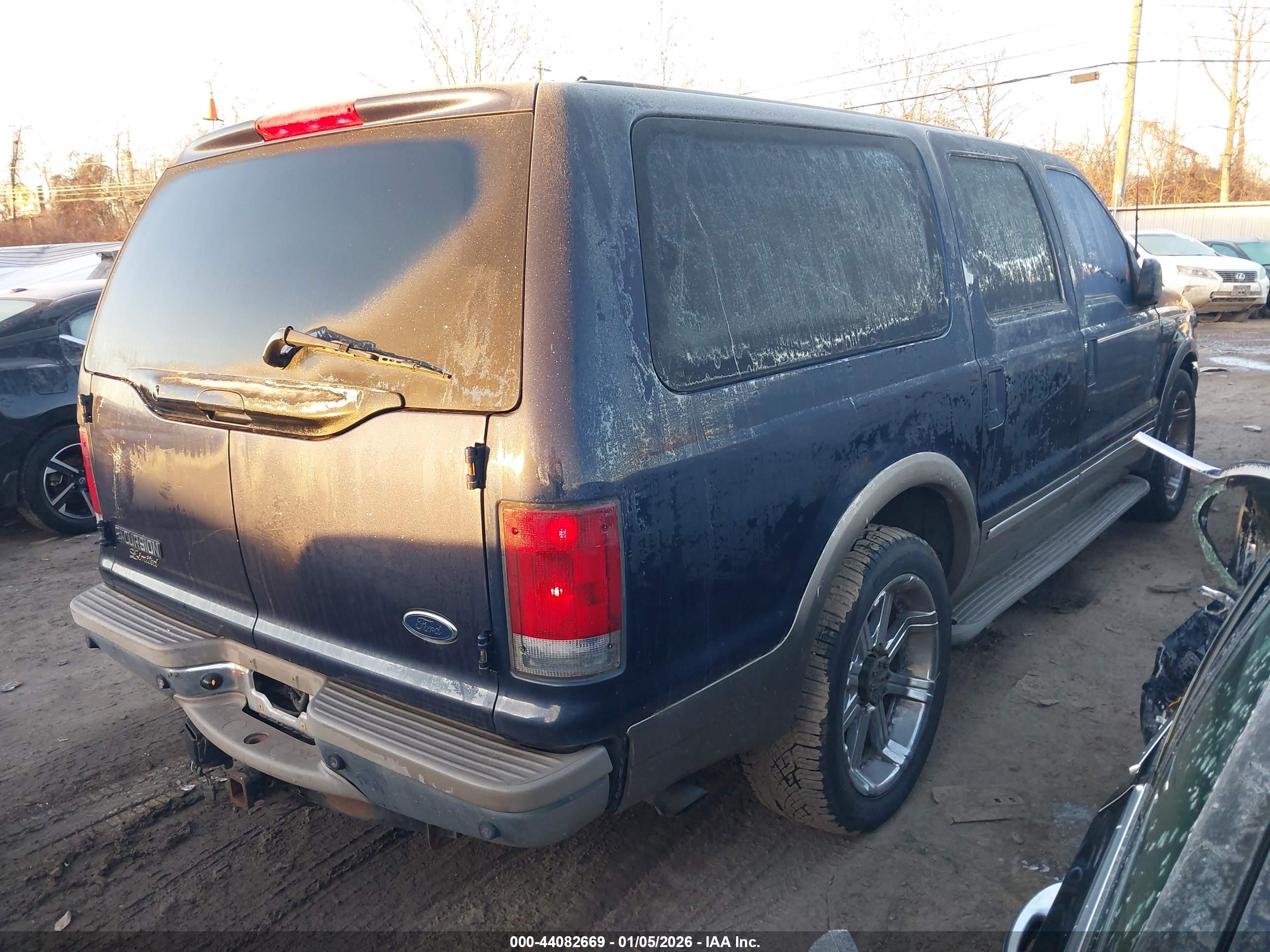 FORD EXCURSION image 4