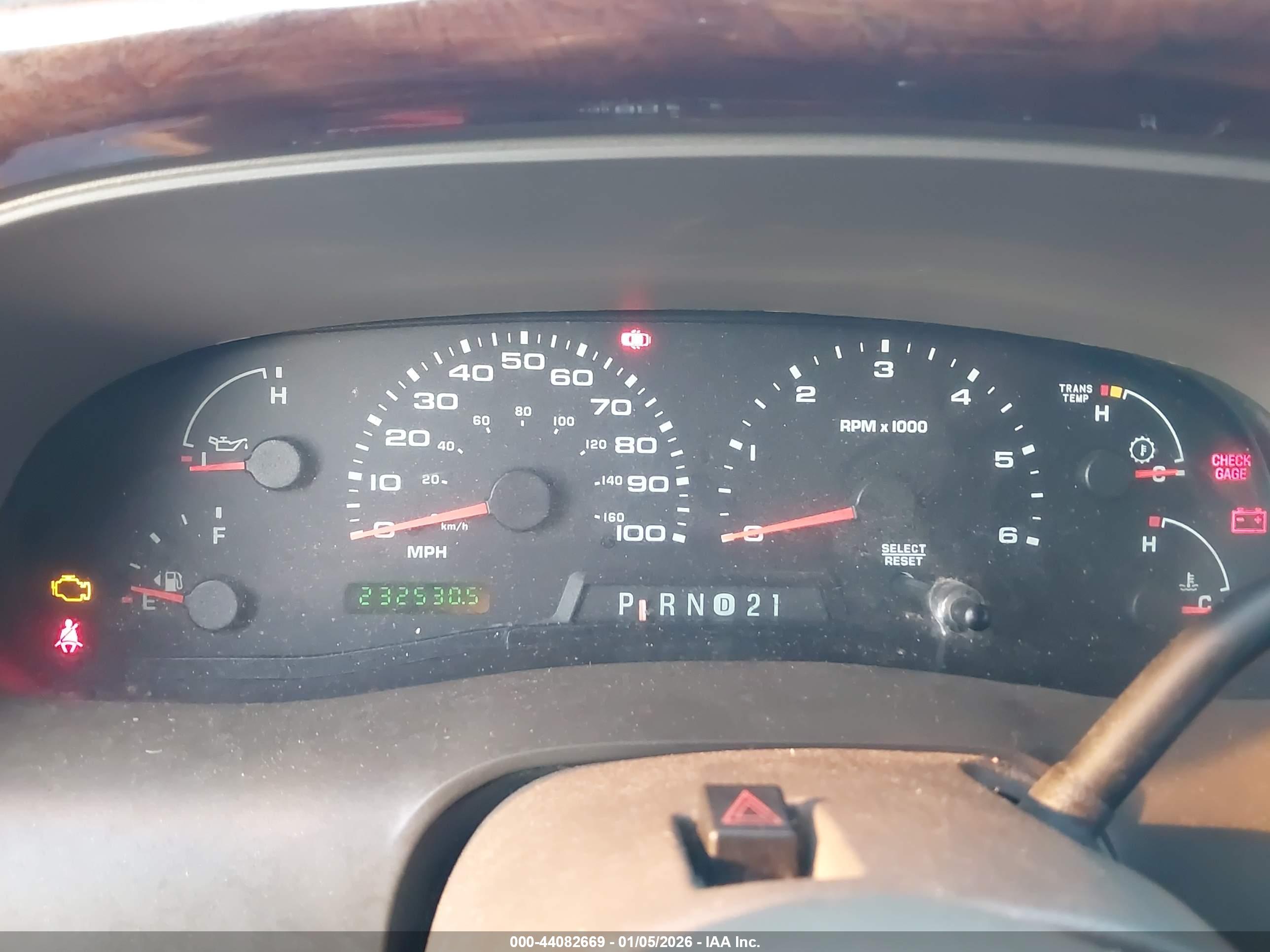 FORD EXCURSION image 7