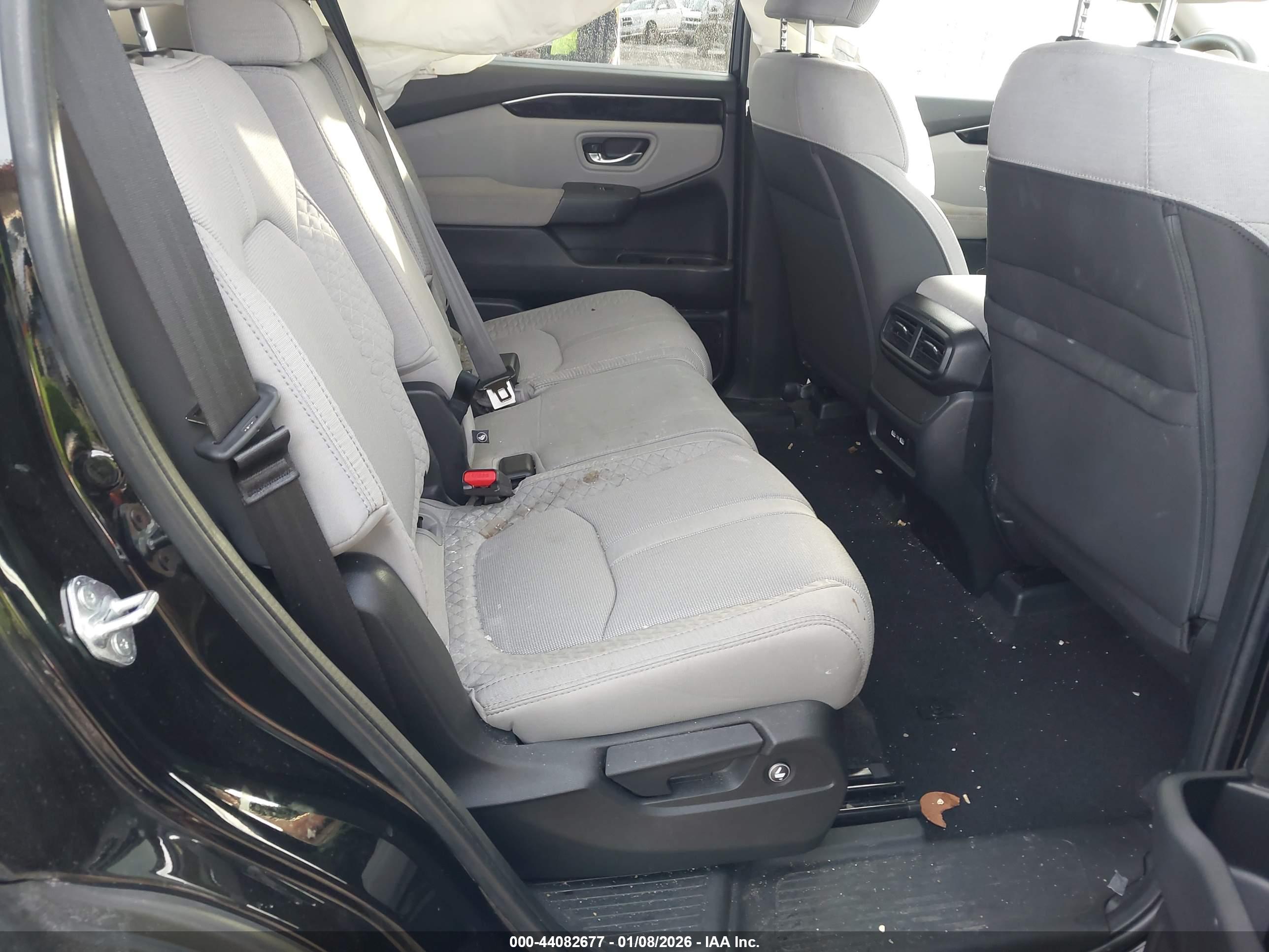 HONDA PILOT image 8