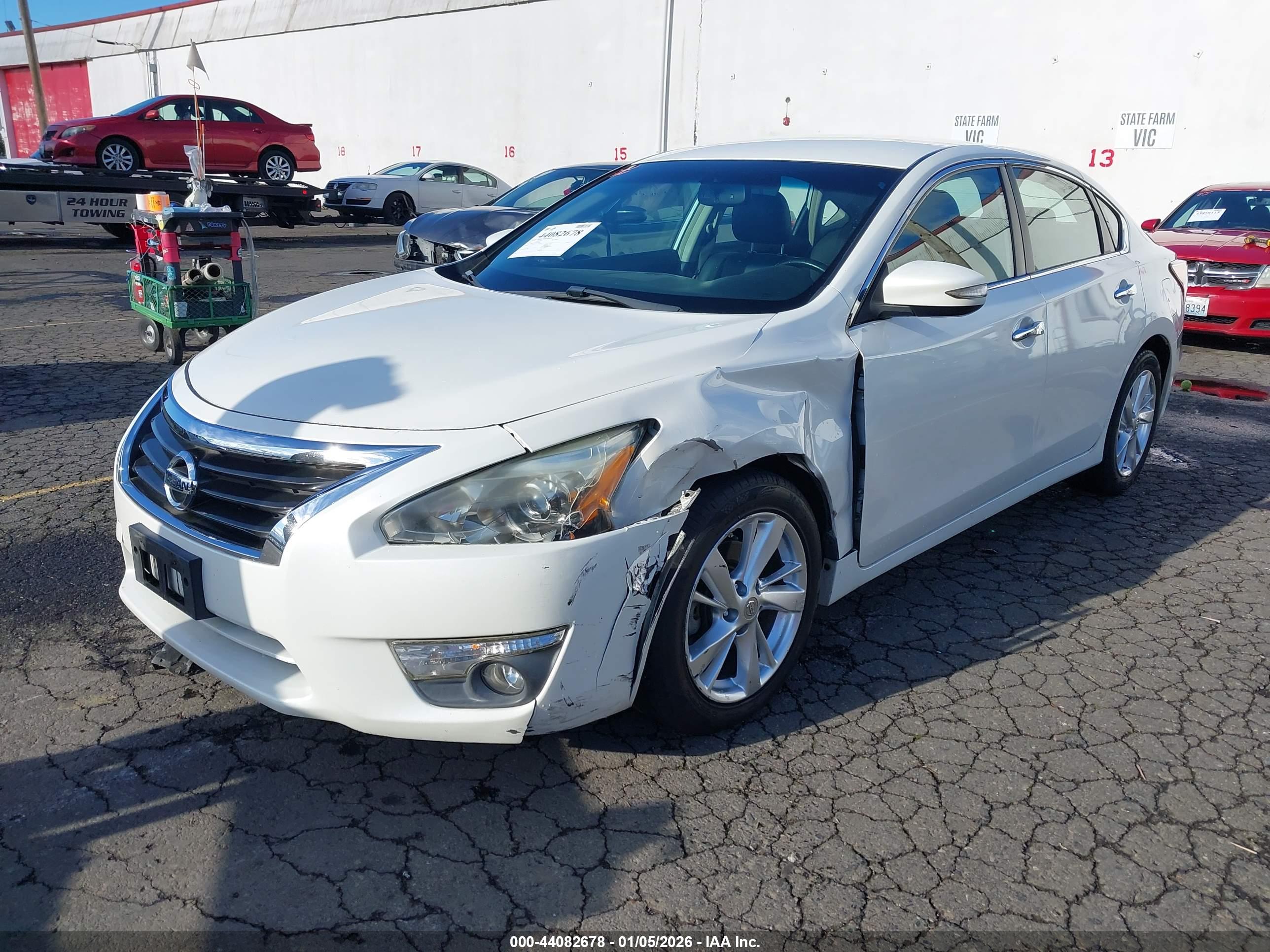 NISSAN ALTIMA image 2