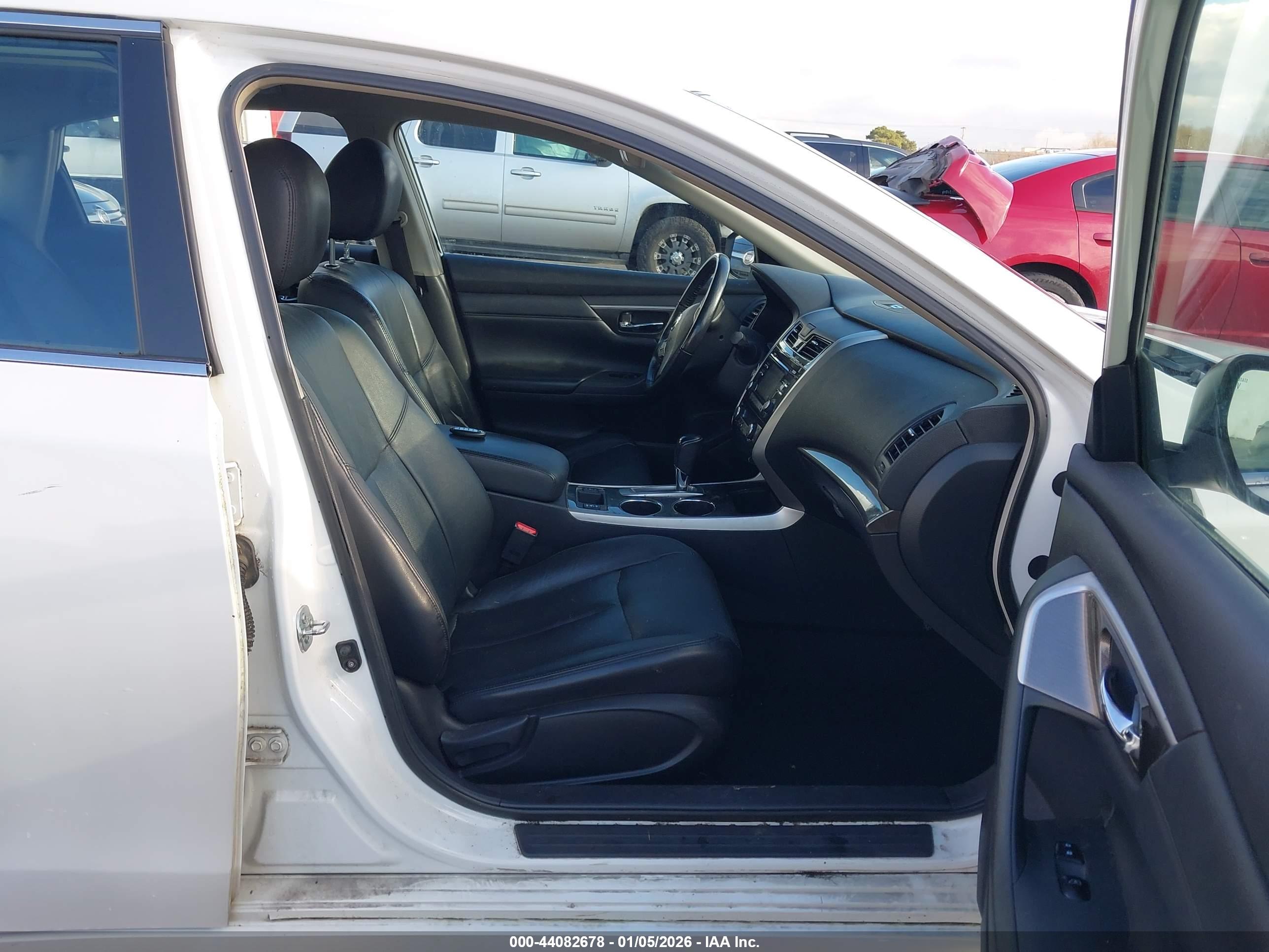 NISSAN ALTIMA image 5
