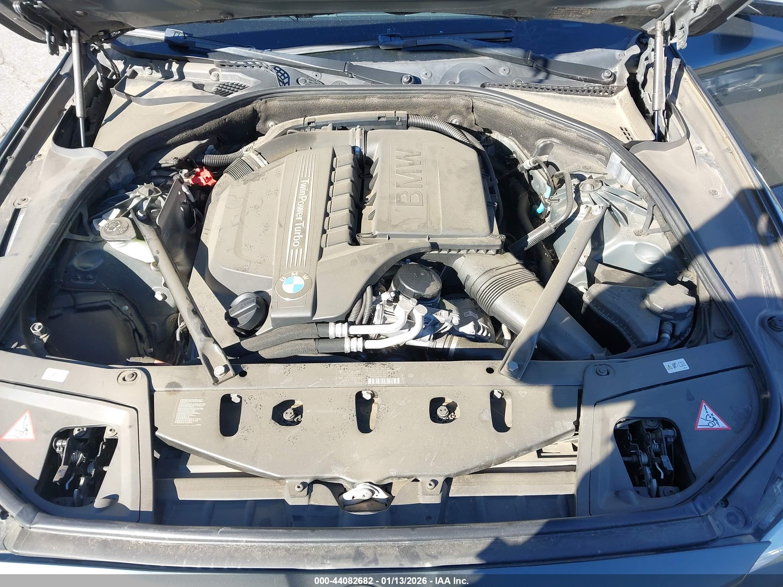 BMW 535I image 10