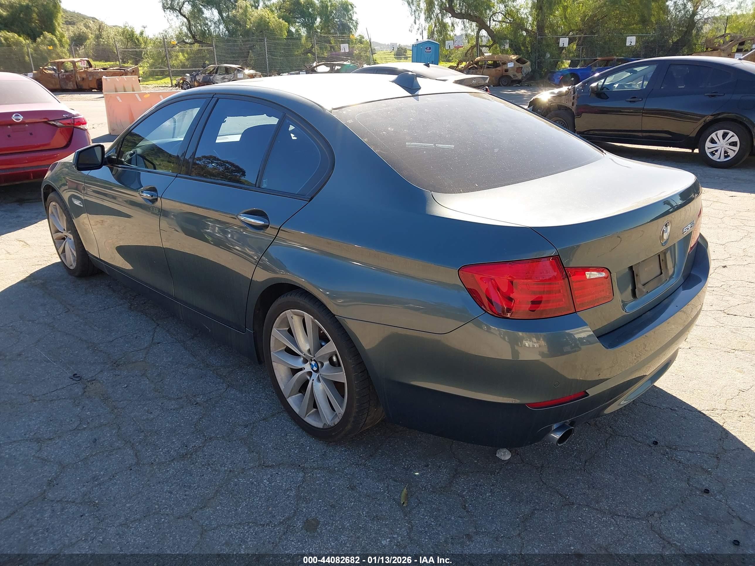 BMW 535I image 3