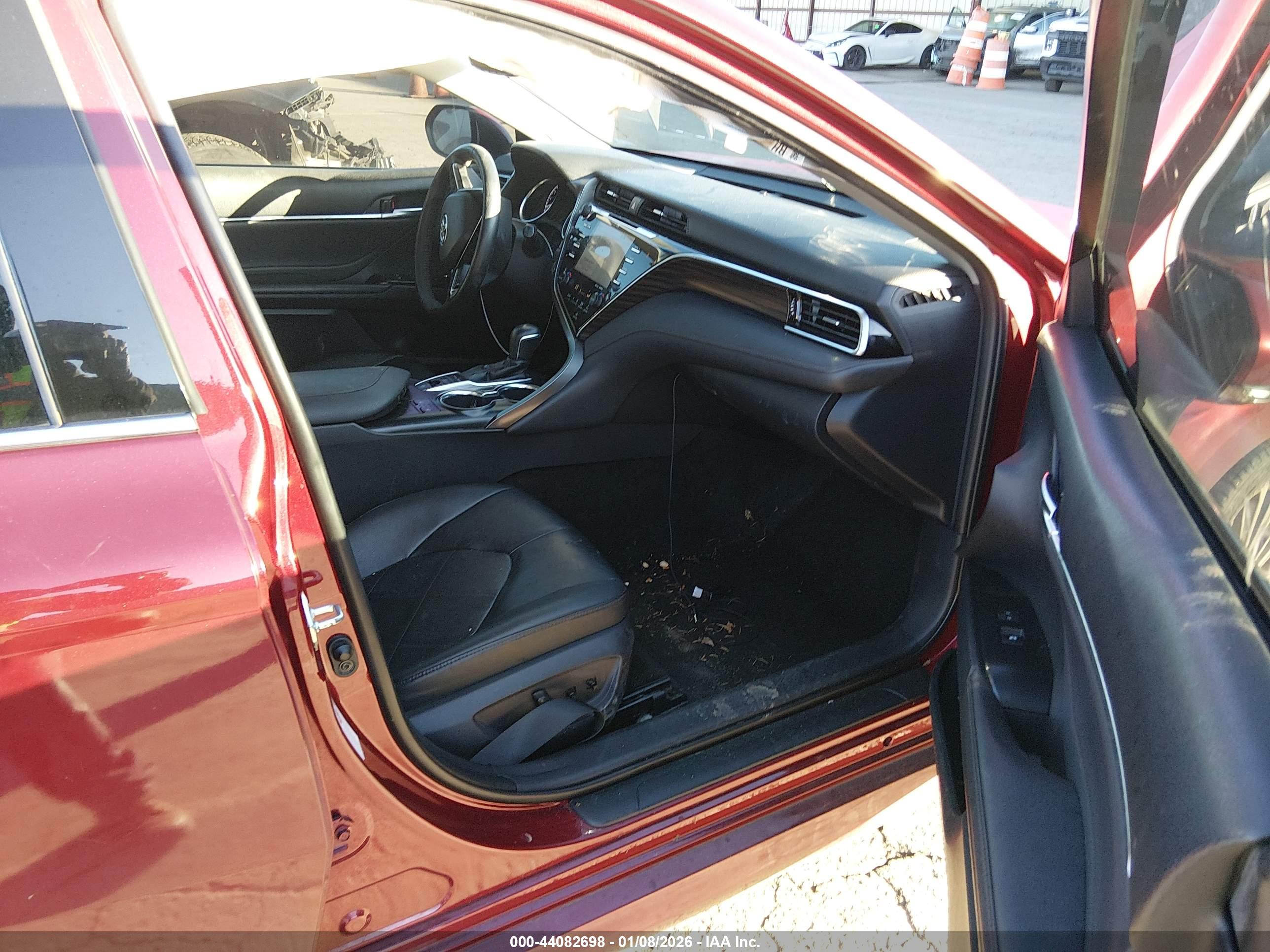 TOYOTA CAMRY image 5