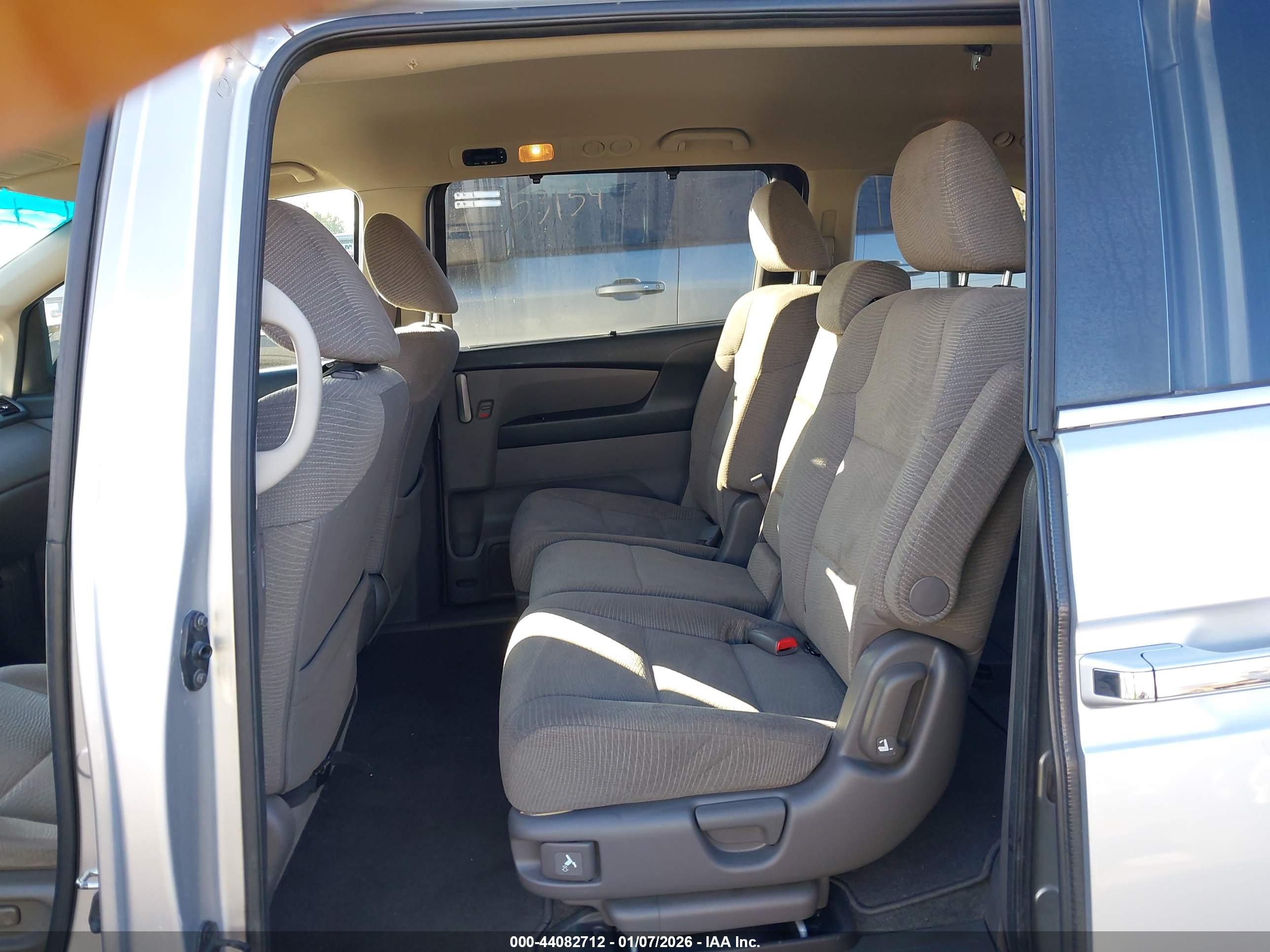 HONDA ODYSSEY image 8