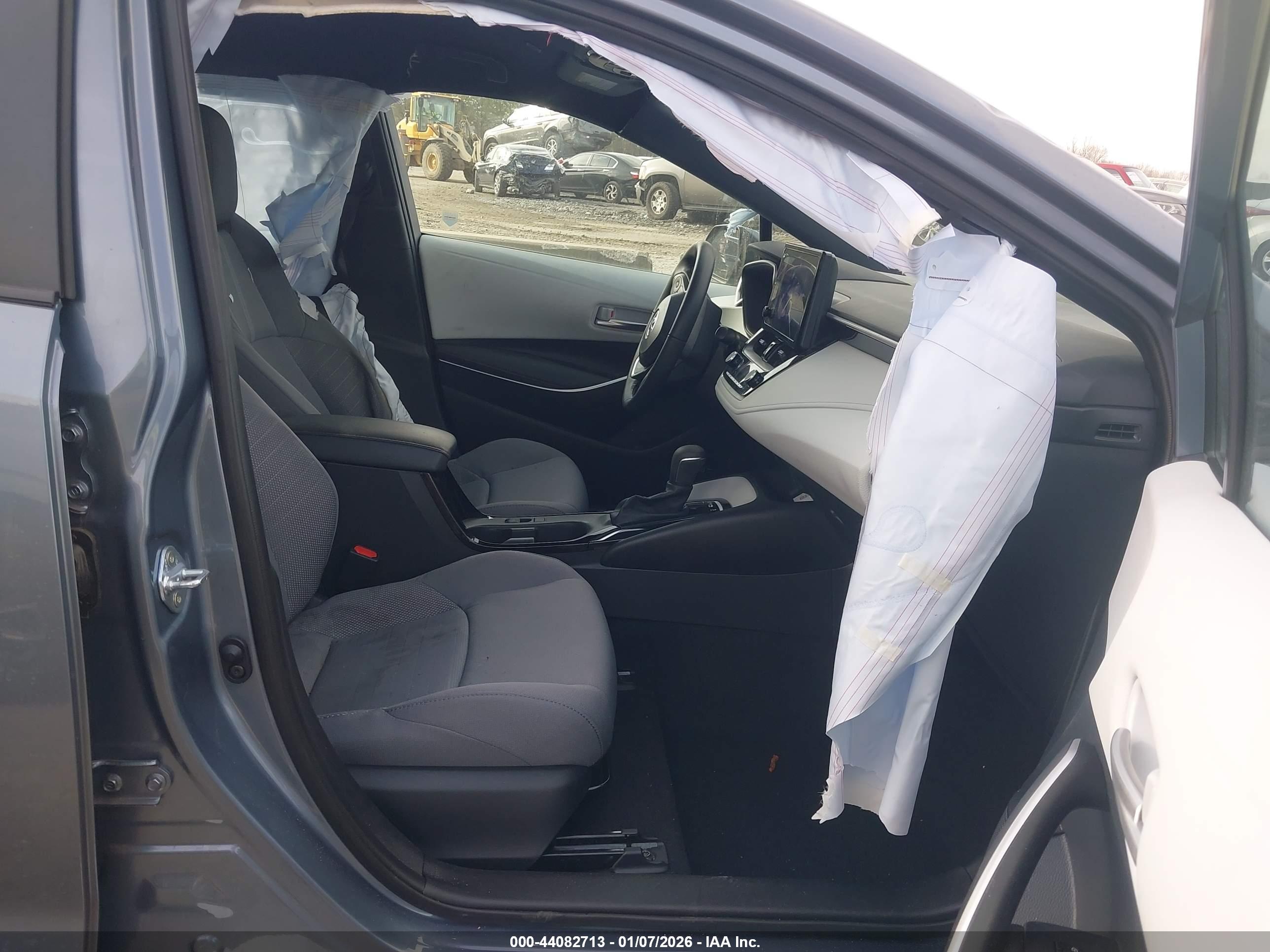 TOYOTA COROLLA image 5