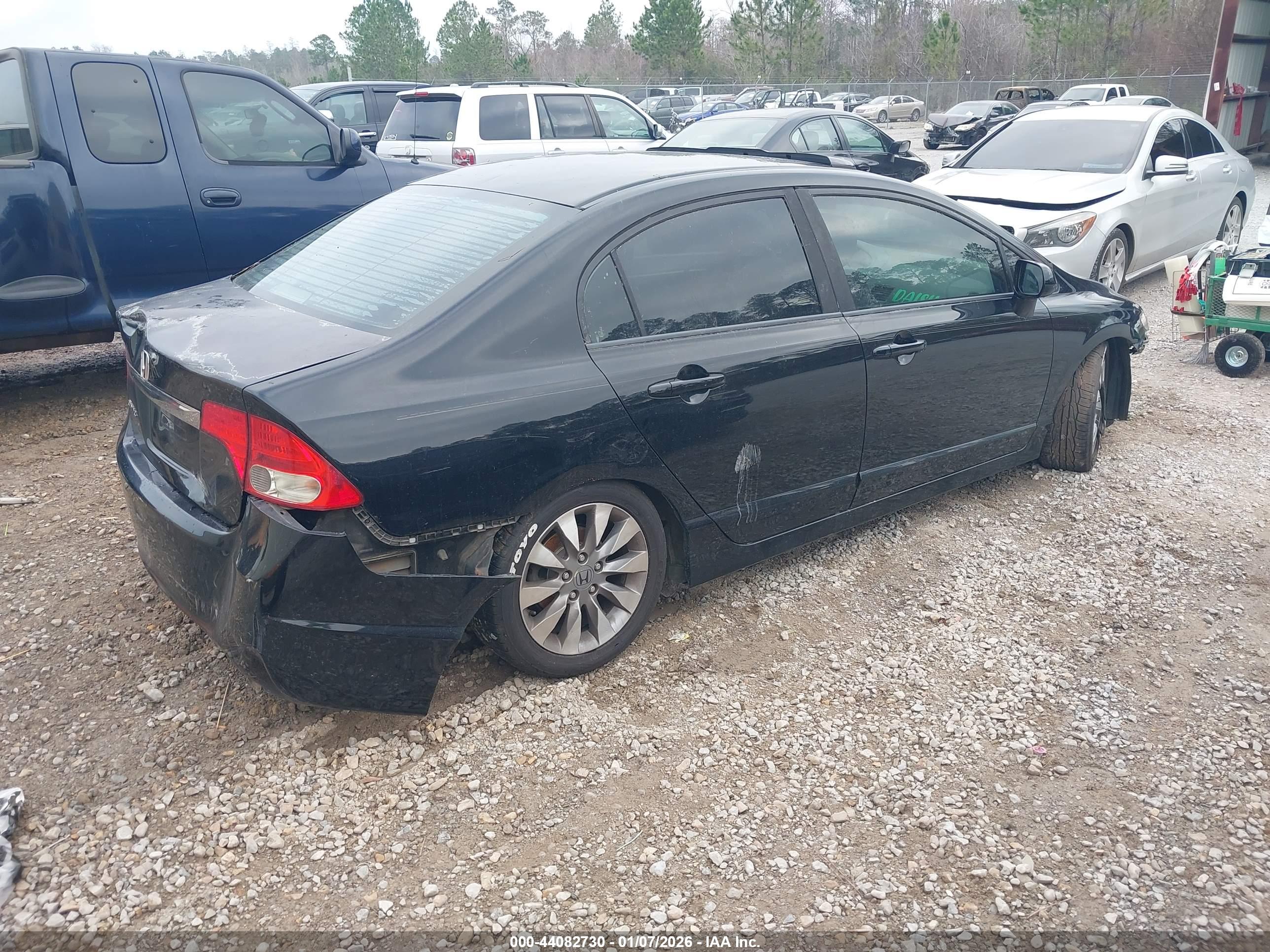 HONDA CIVIC image 4