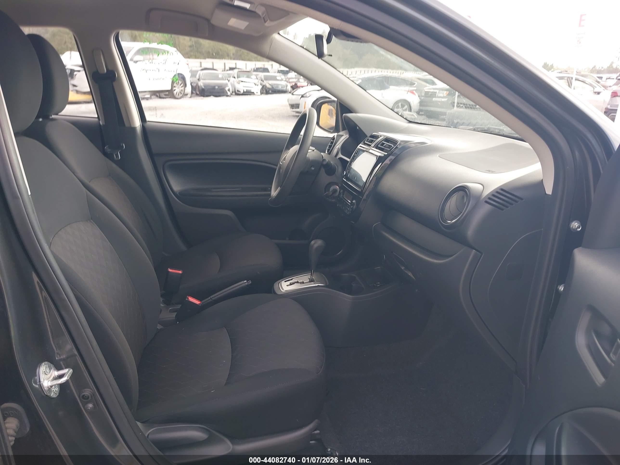 MITSUBISHI MIRAGE image 5