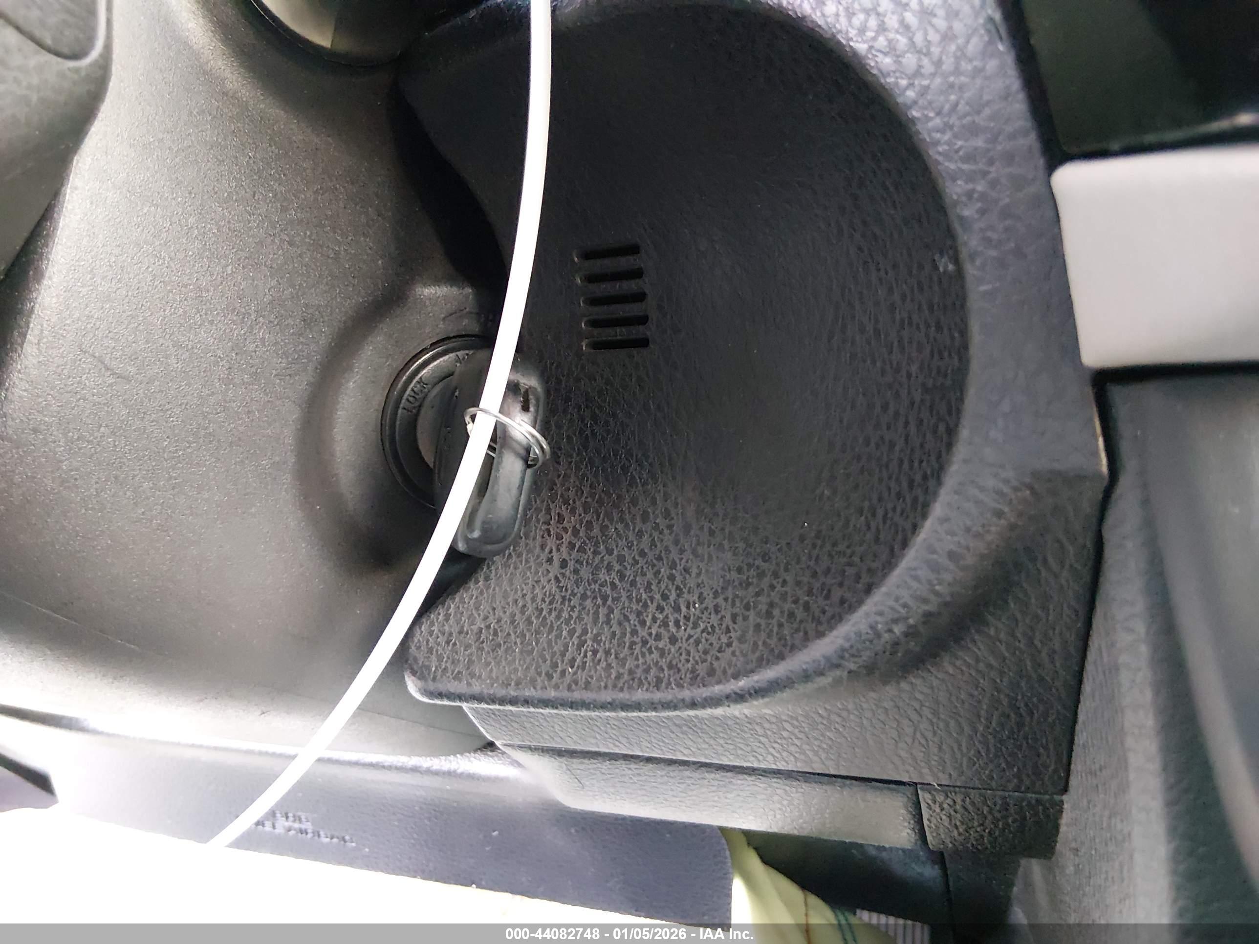 TOYOTA COROLLA image 11