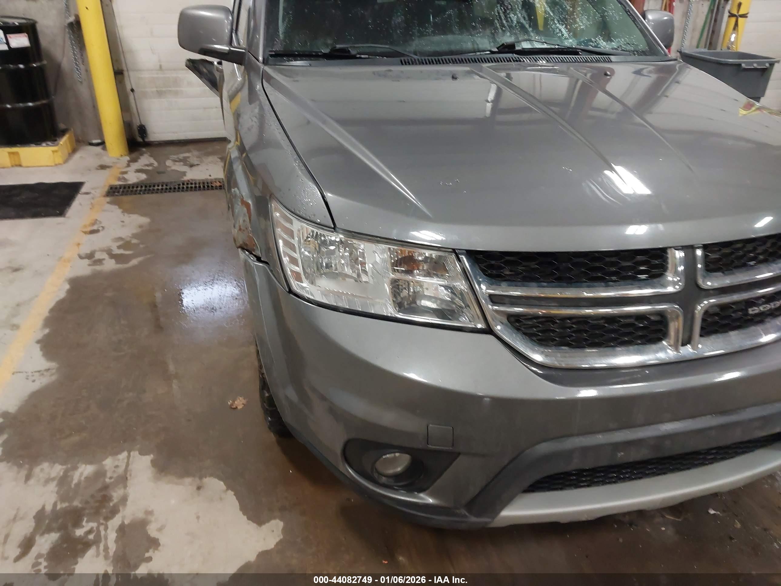 DODGE JOURNEY image 6