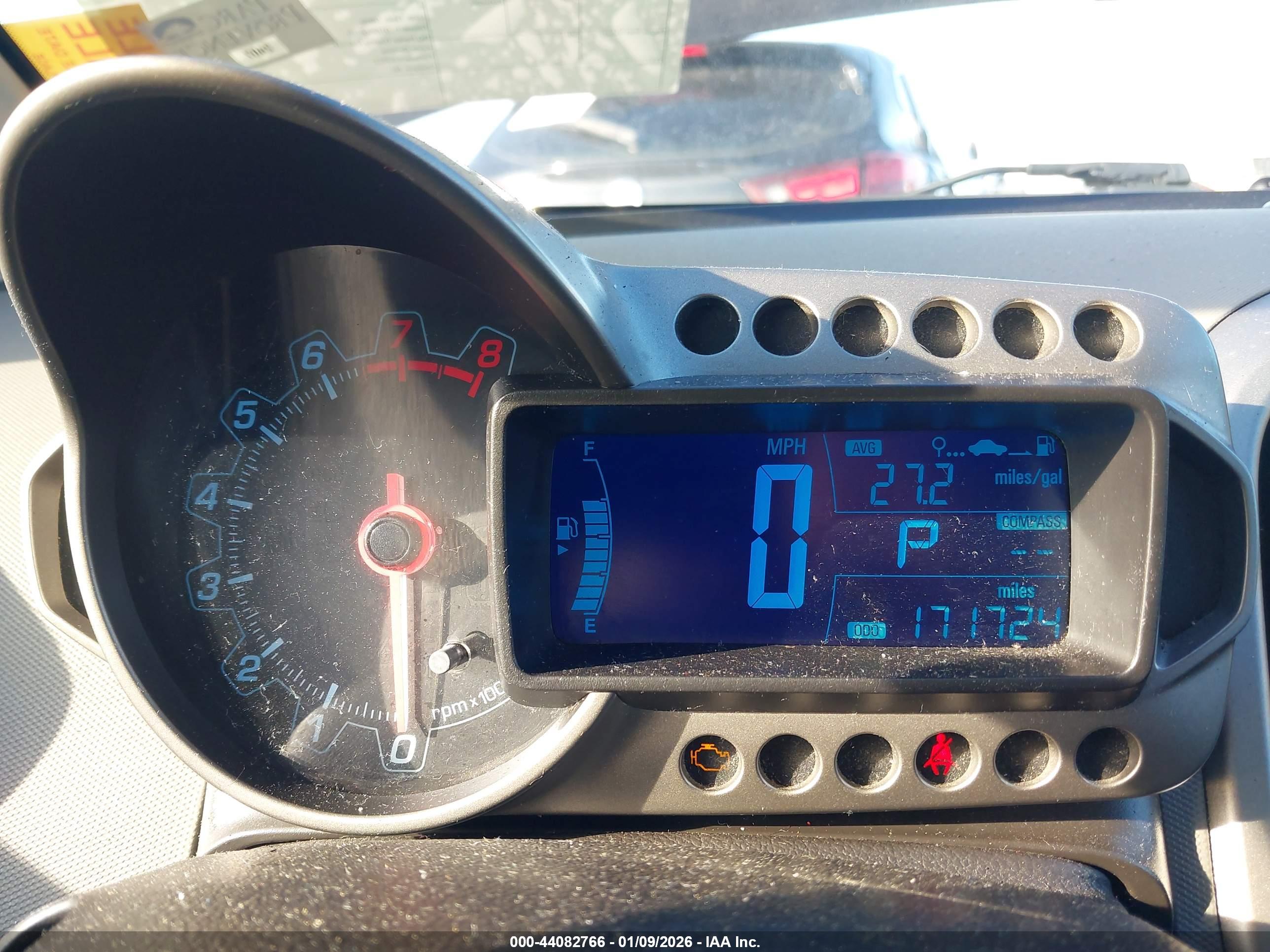 CHEVROLET SONIC image 7