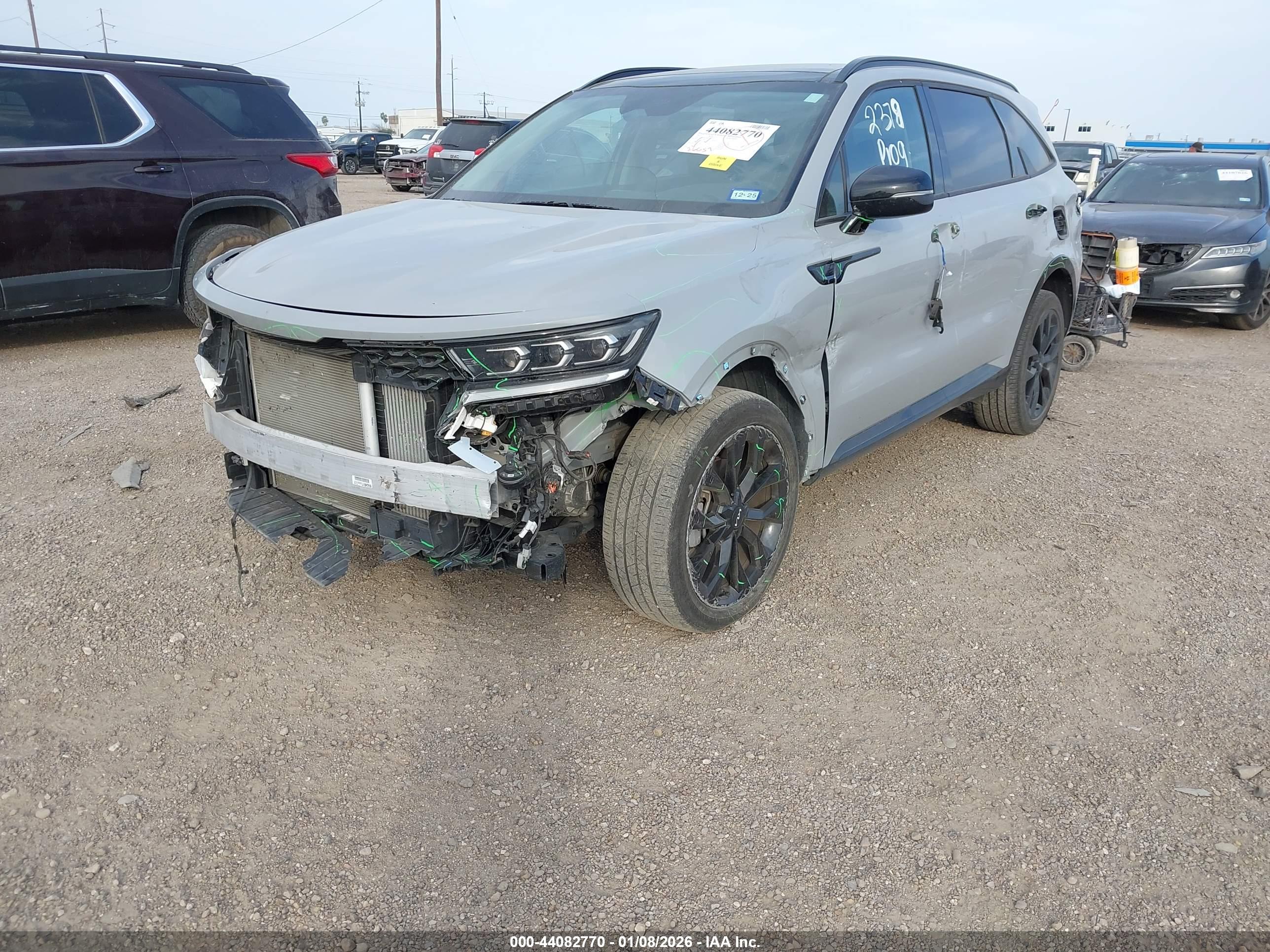 KIA SORENTO image 6