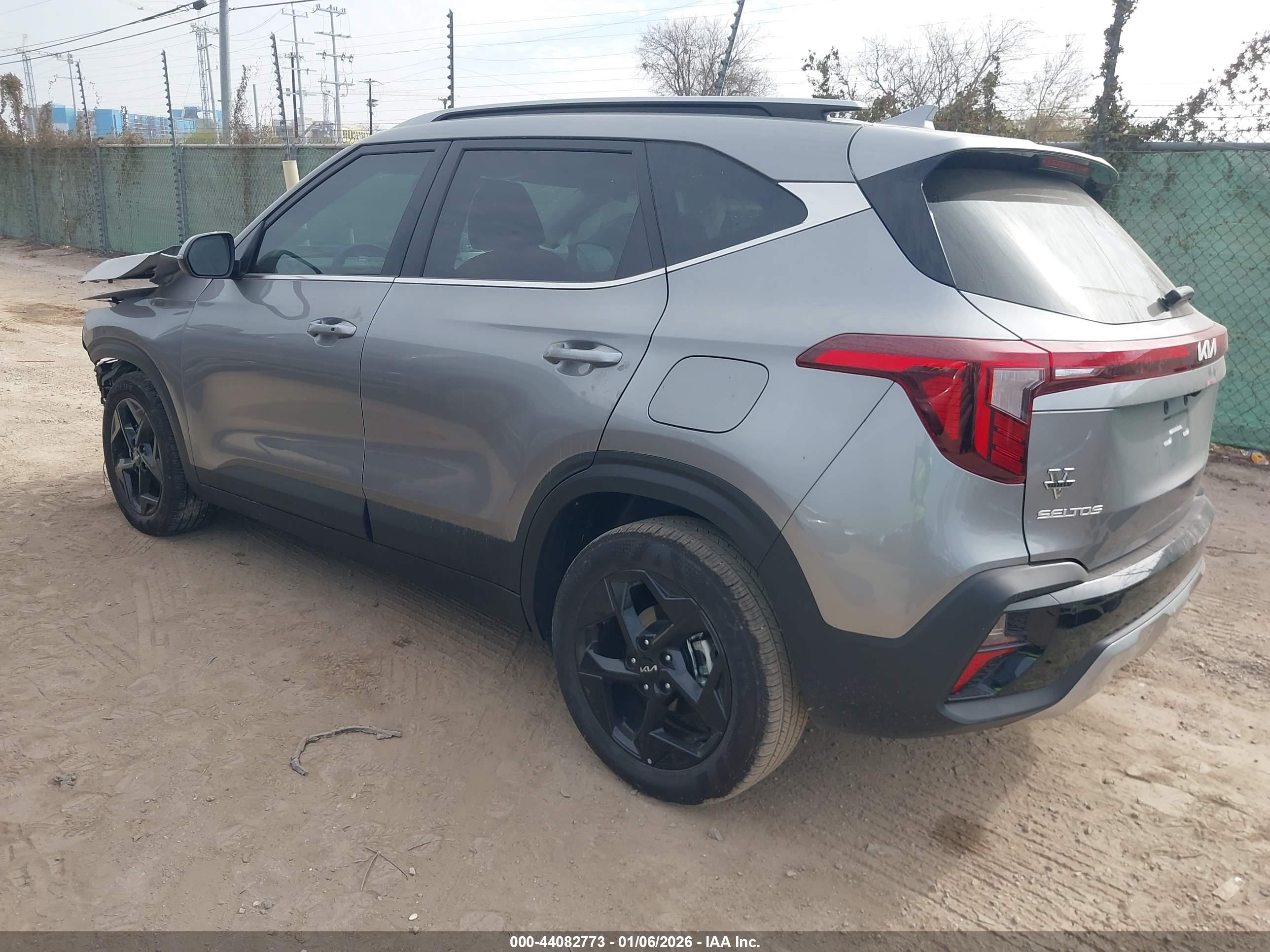 KIA SELTOS image 3