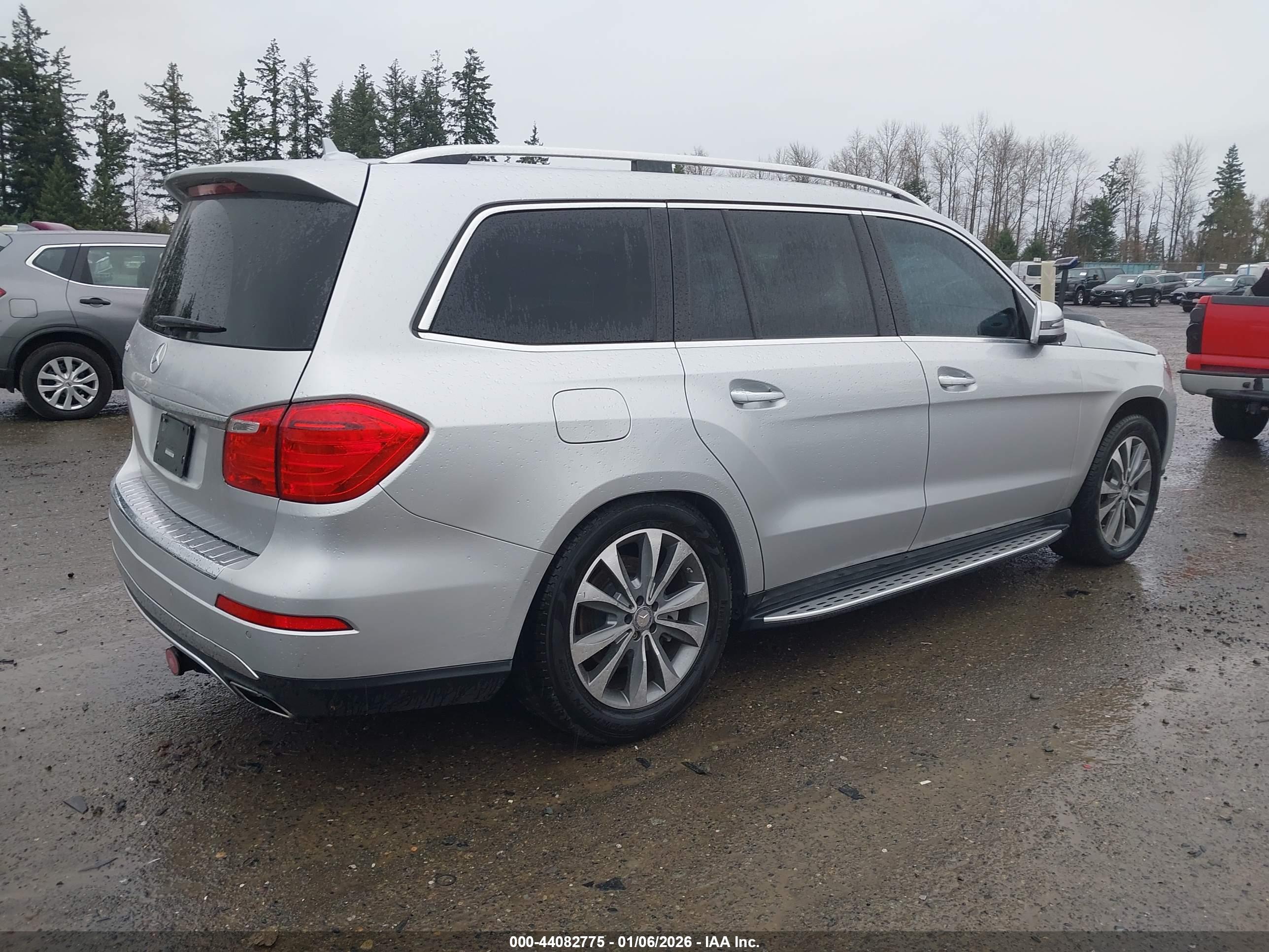 MERCEDES-BENZ GL image 4