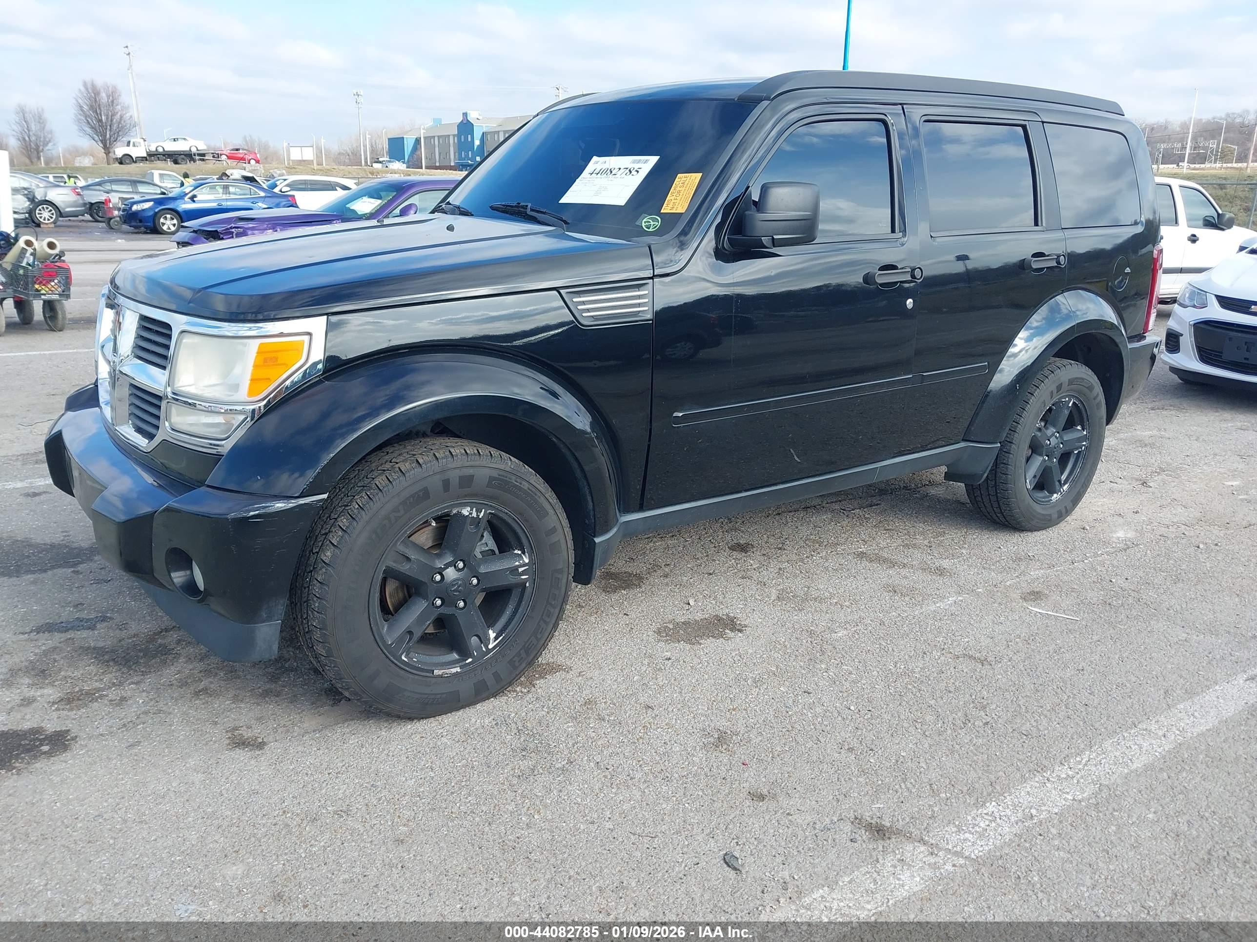 DODGE NITRO image 2