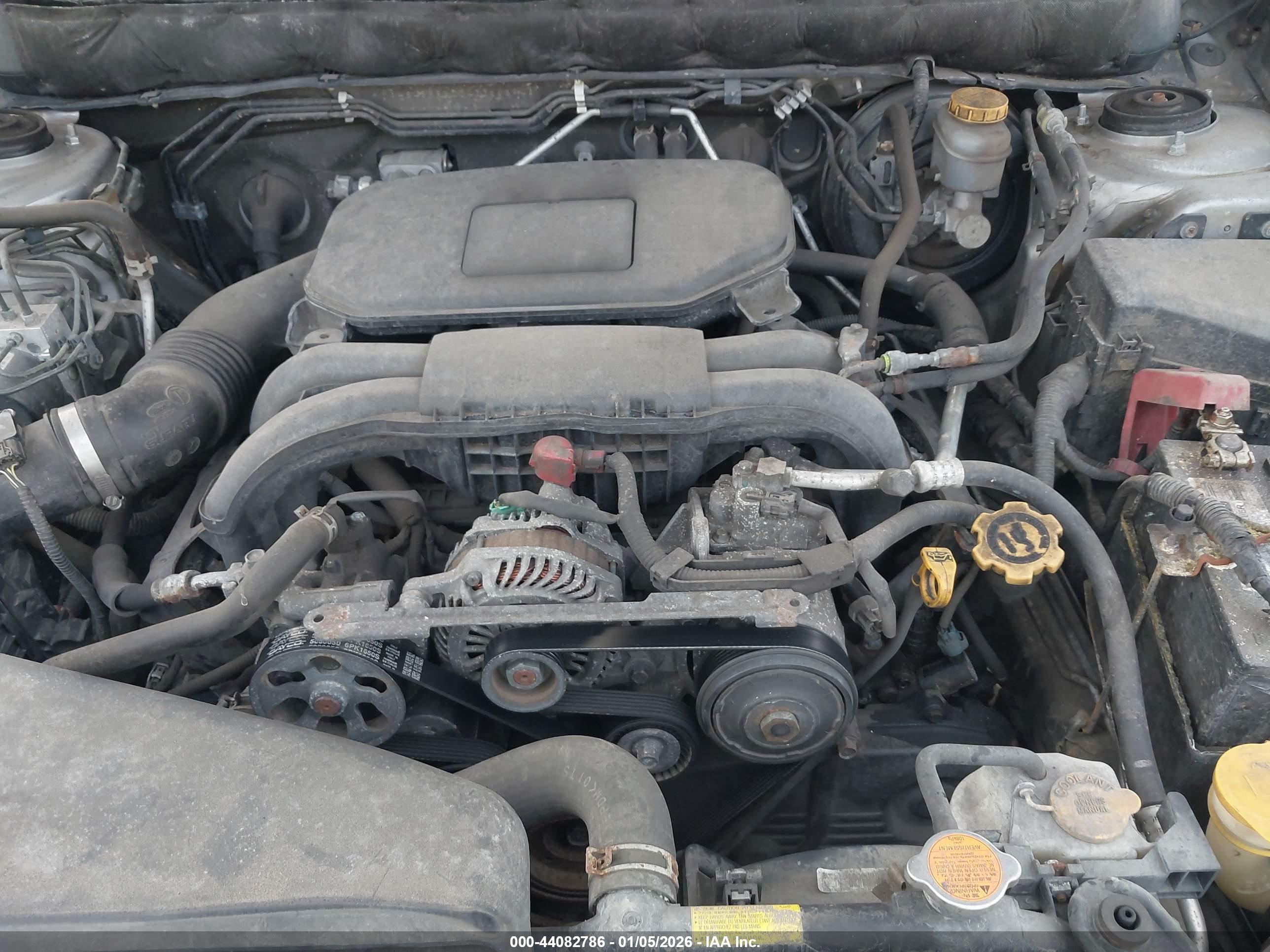 SUBARU OUTBACK image 10