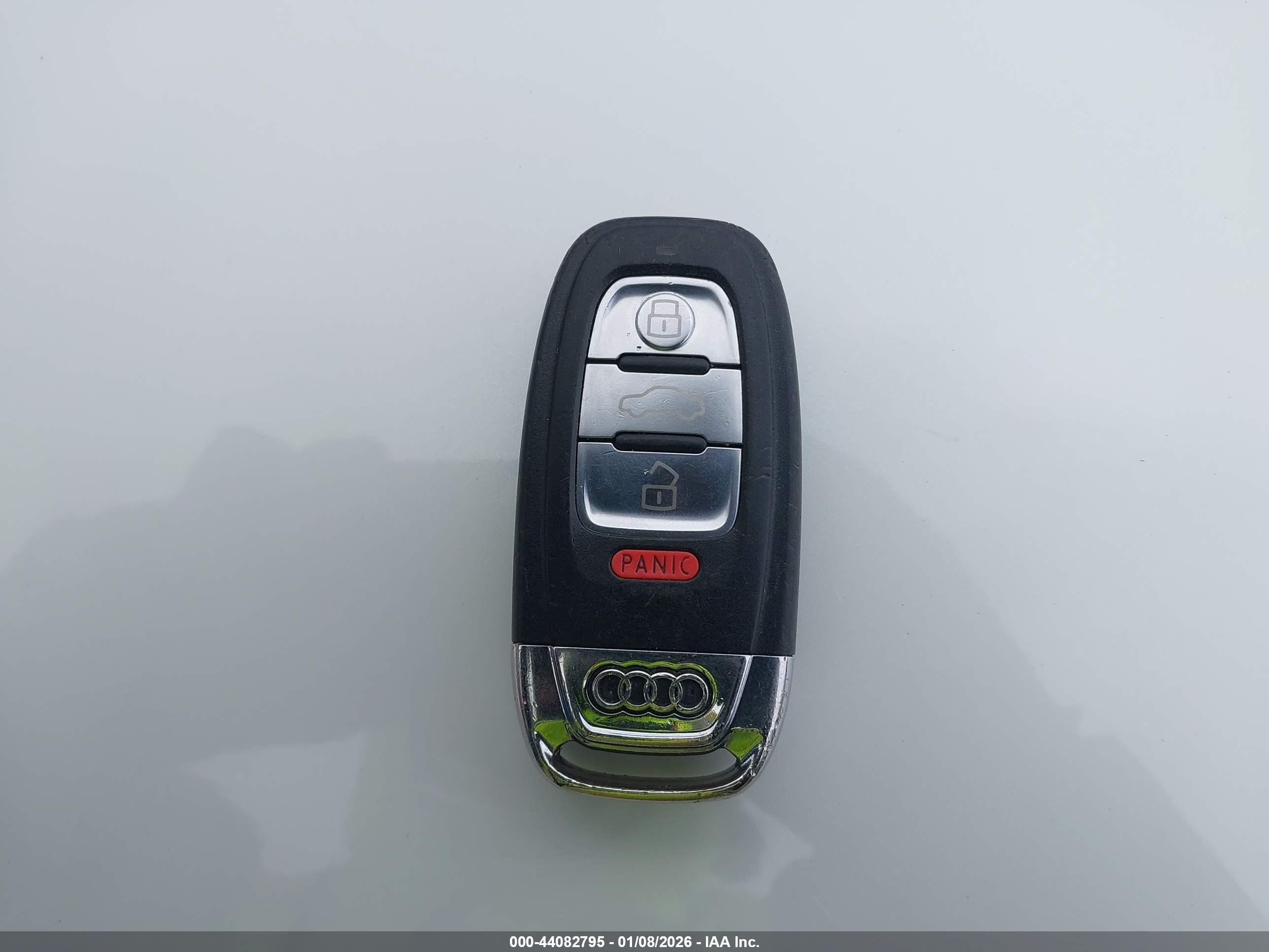 AUDI A4 image 11