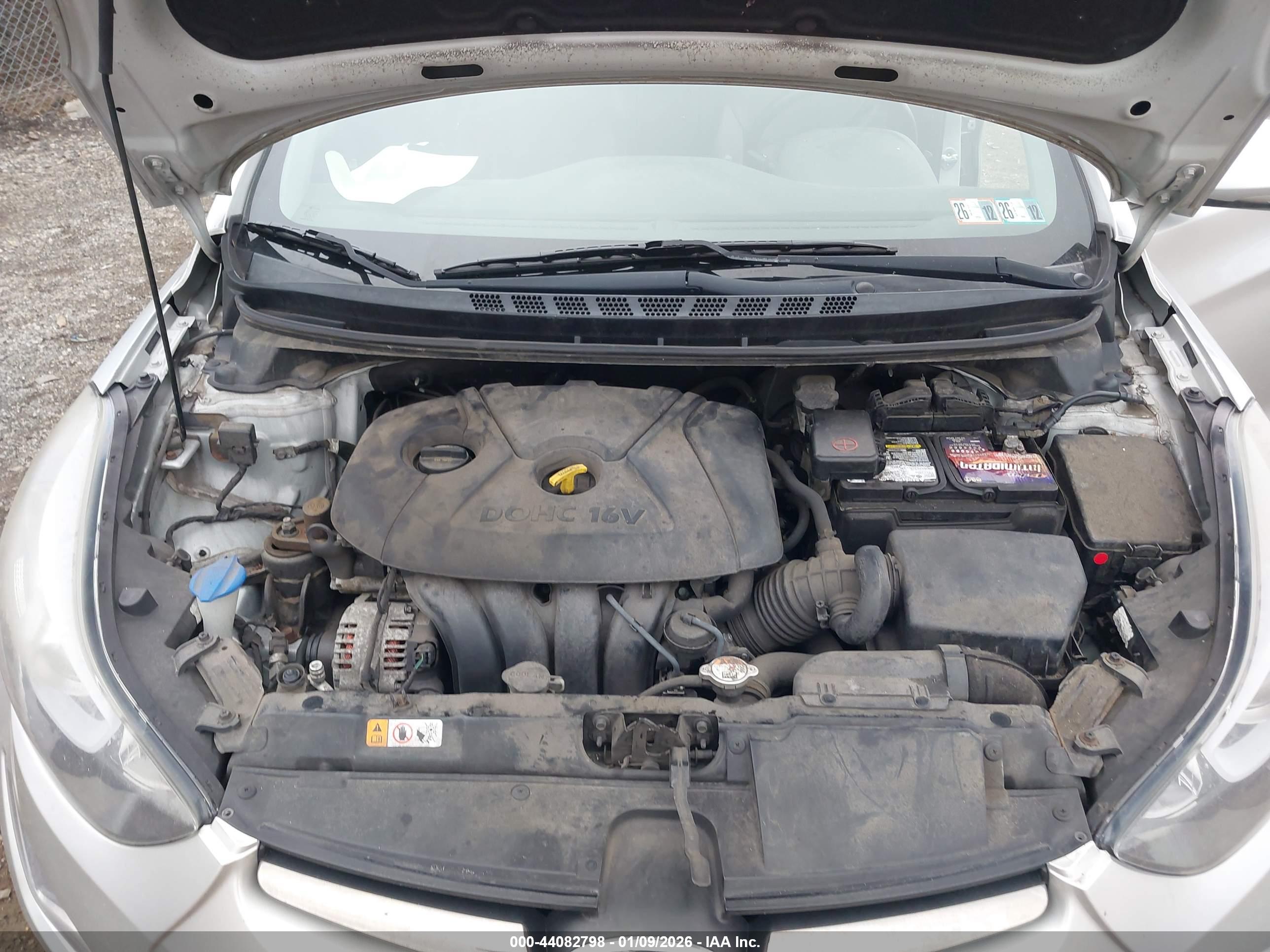 HYUNDAI ELANTRA image 10
