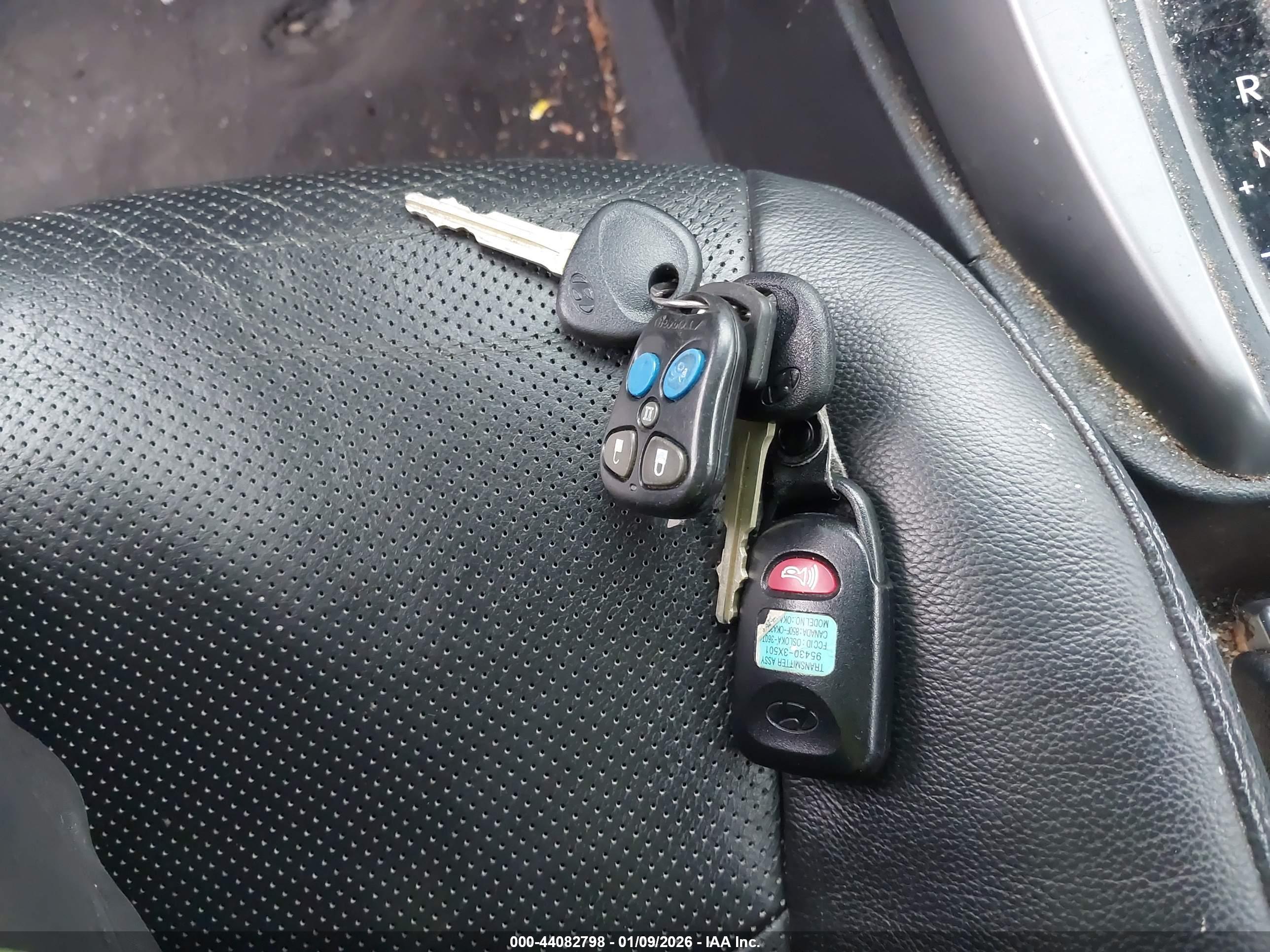 HYUNDAI ELANTRA image 11