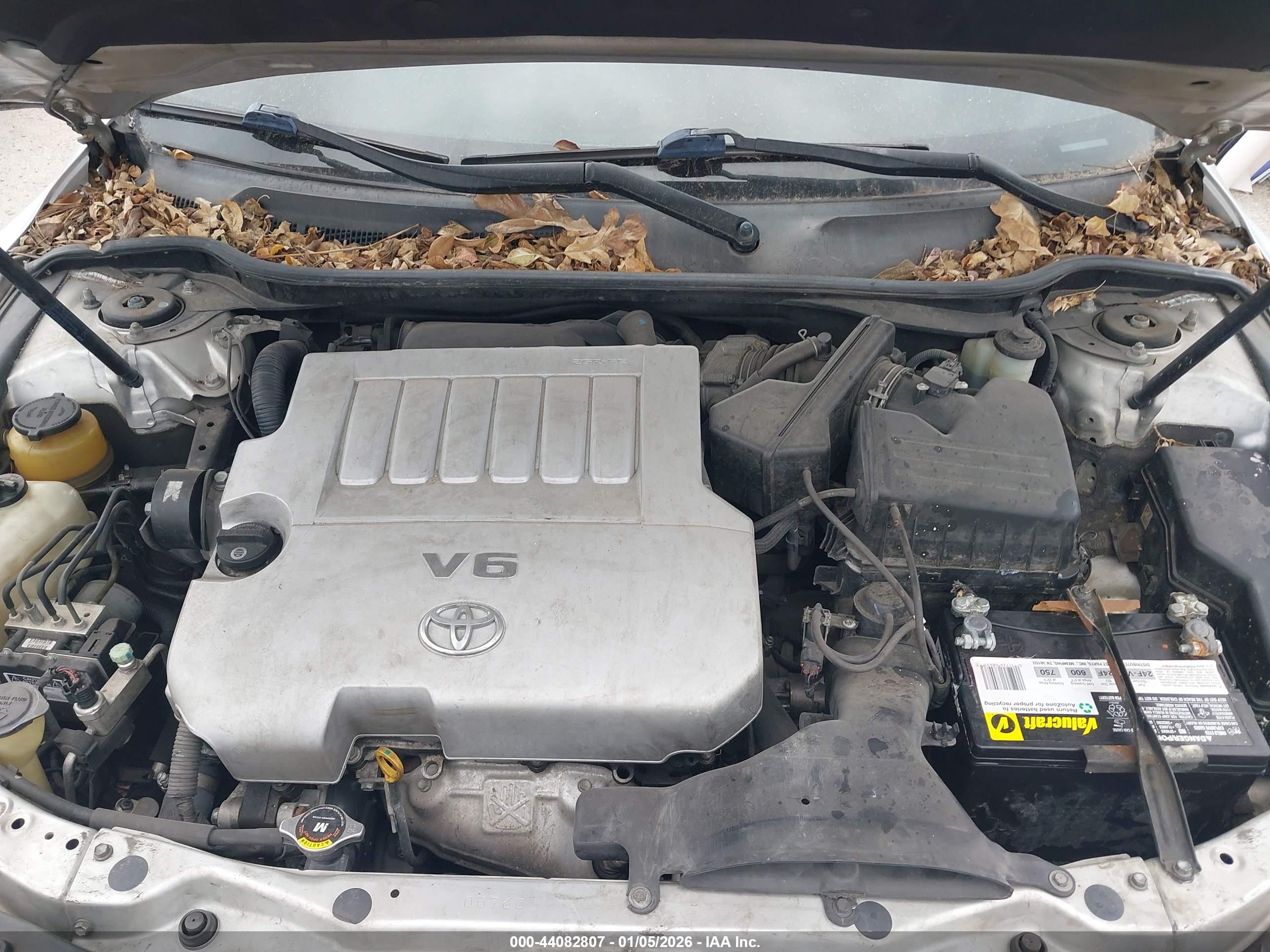 TOYOTA CAMRY image 10