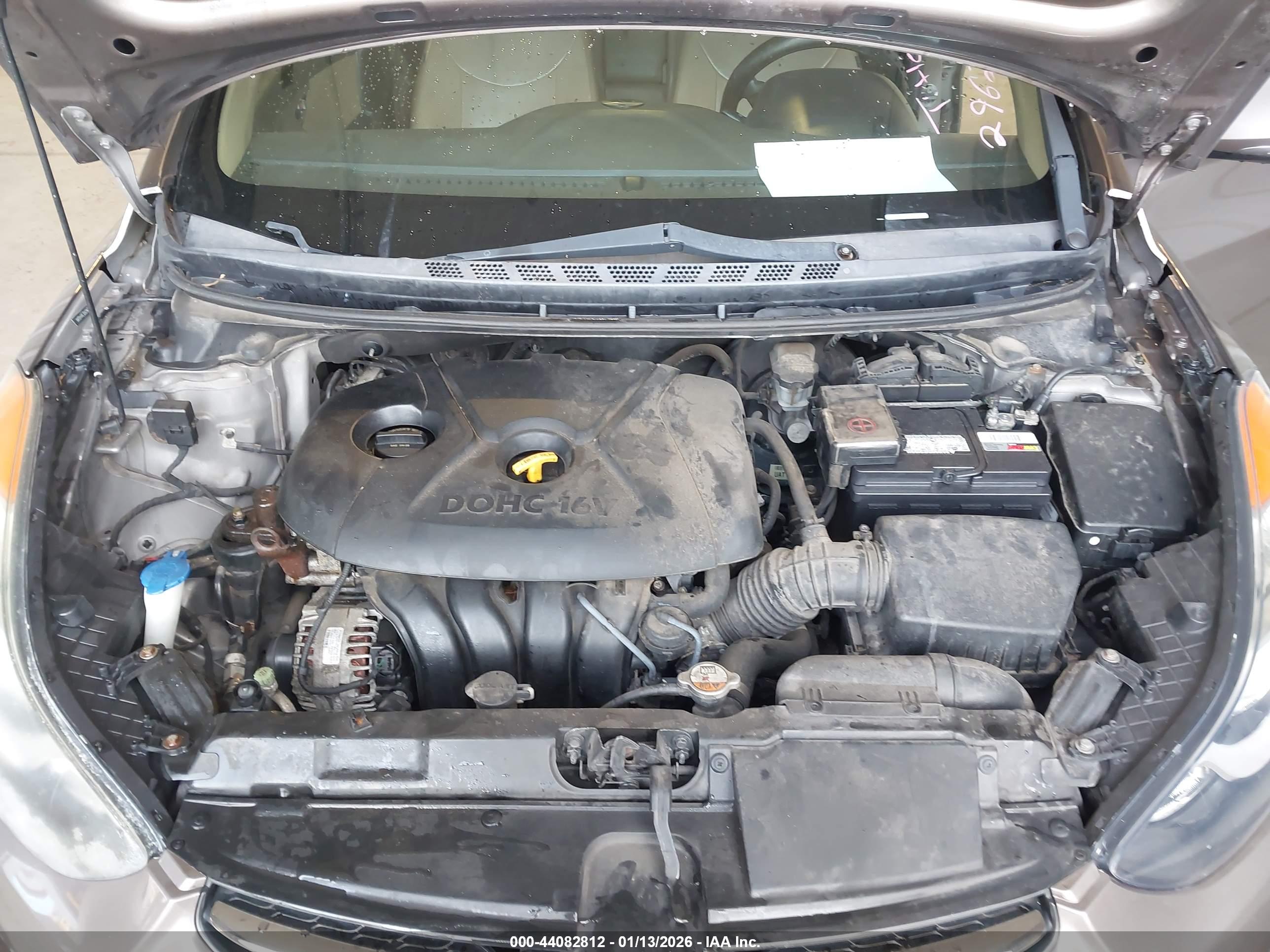 HYUNDAI ELANTRA image 10