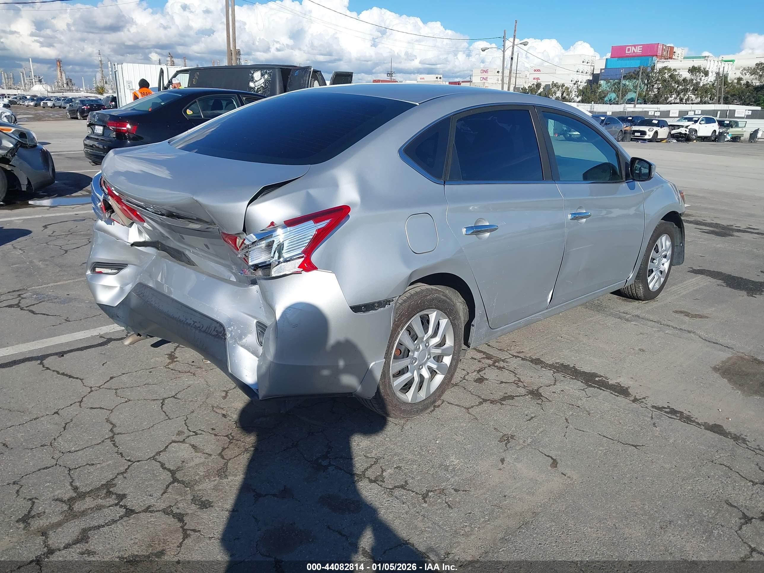 NISSAN SENTRA image 4