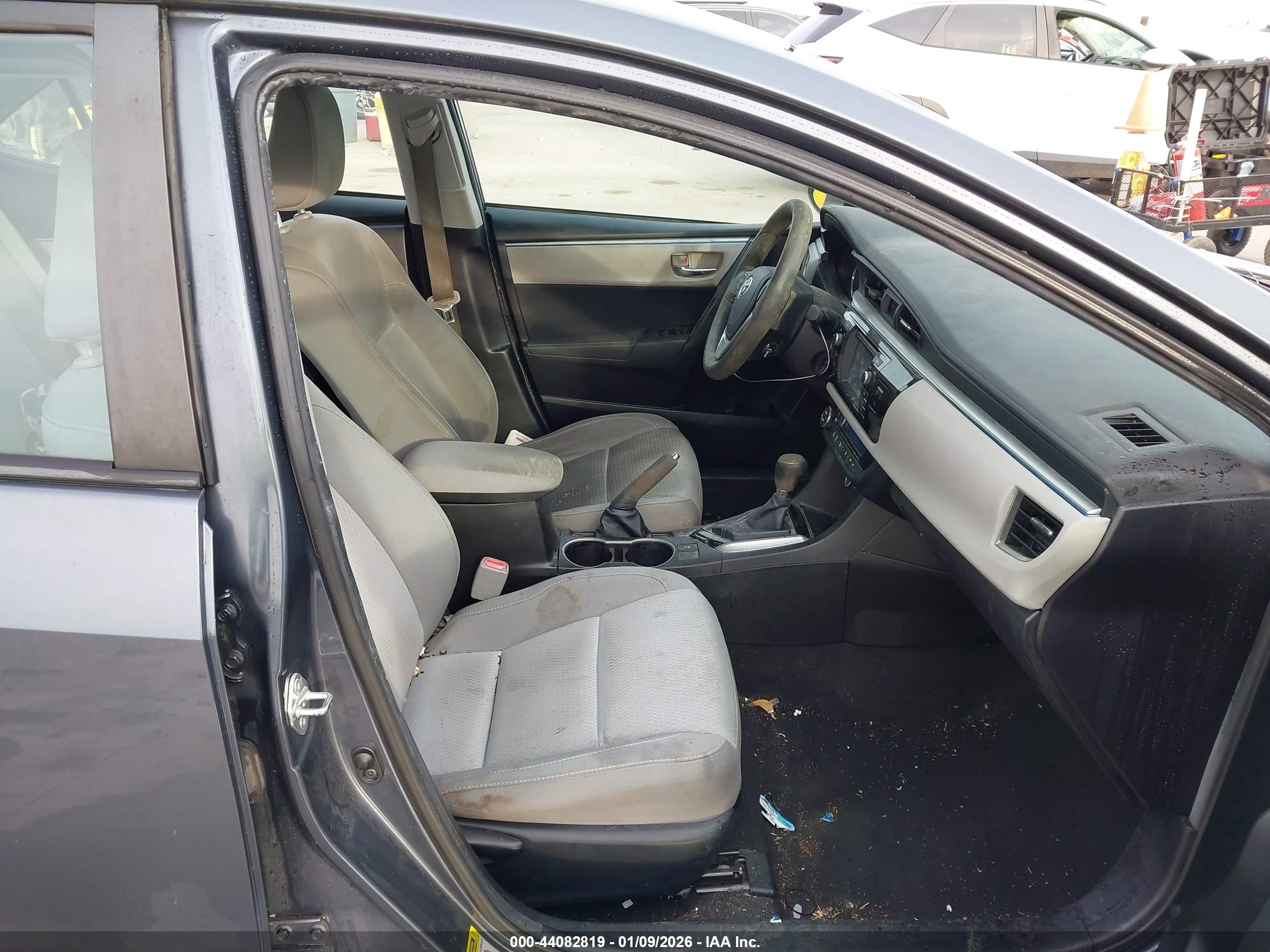 TOYOTA COROLLA image 5