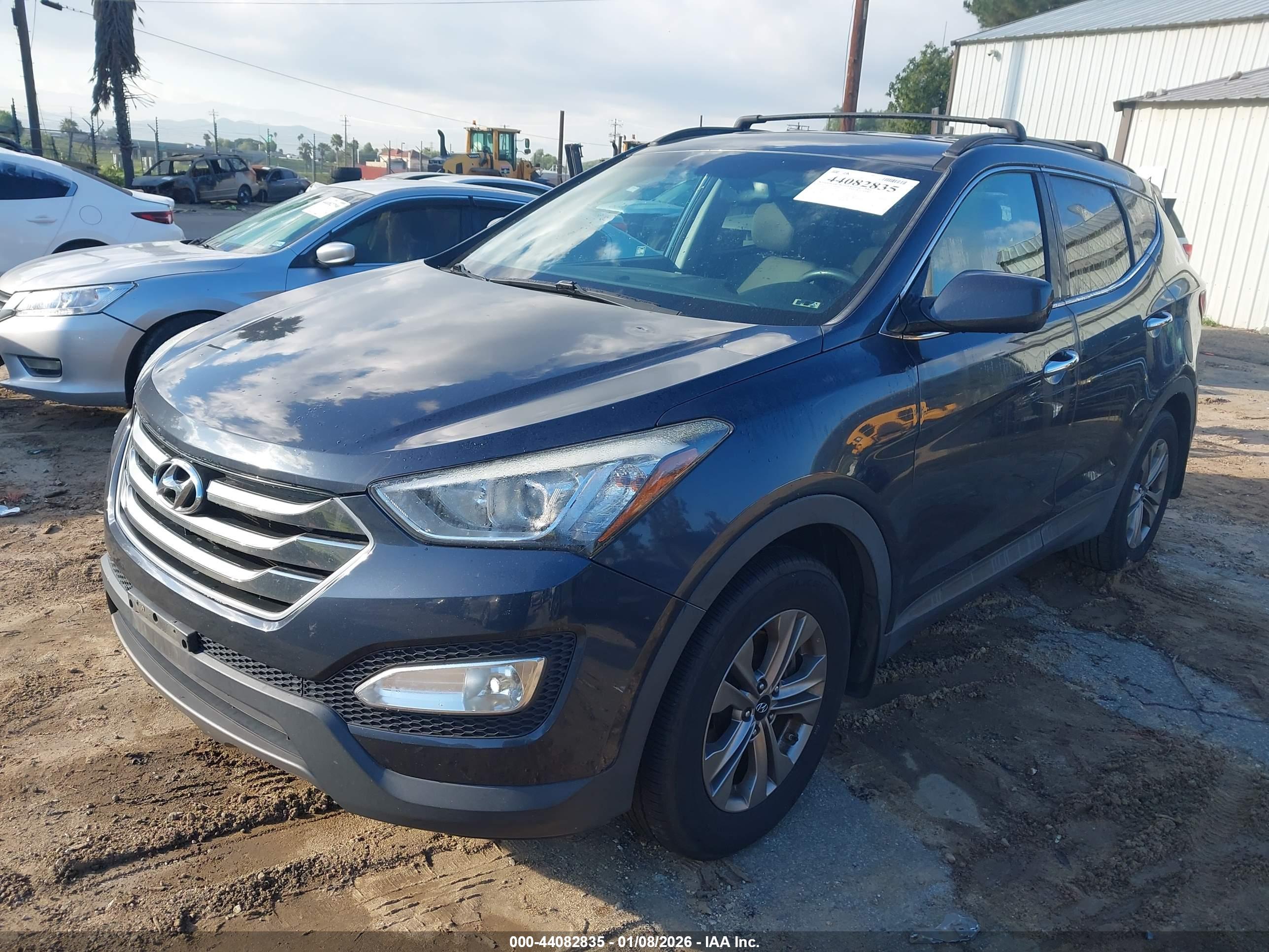 HYUNDAI SANTA image 2