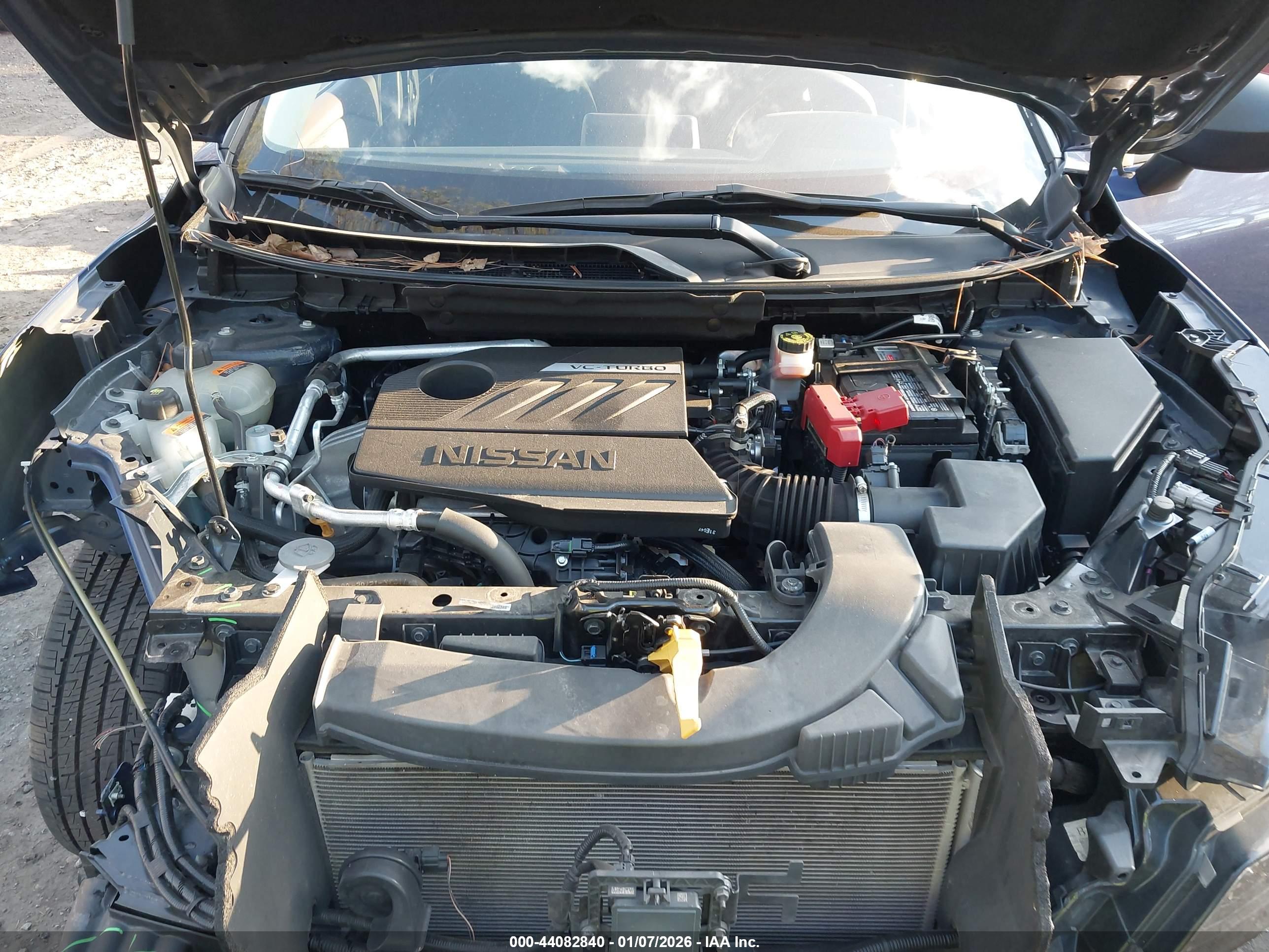 NISSAN ROGUE image 10