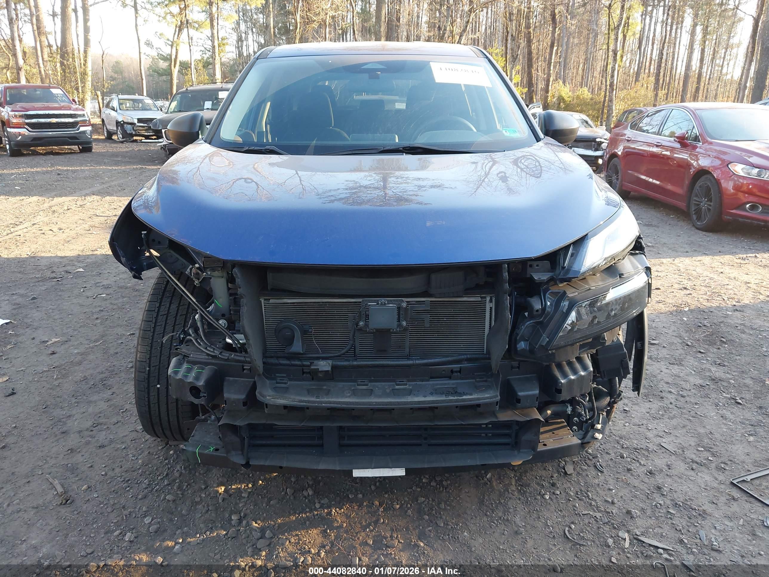 NISSAN ROGUE image 6